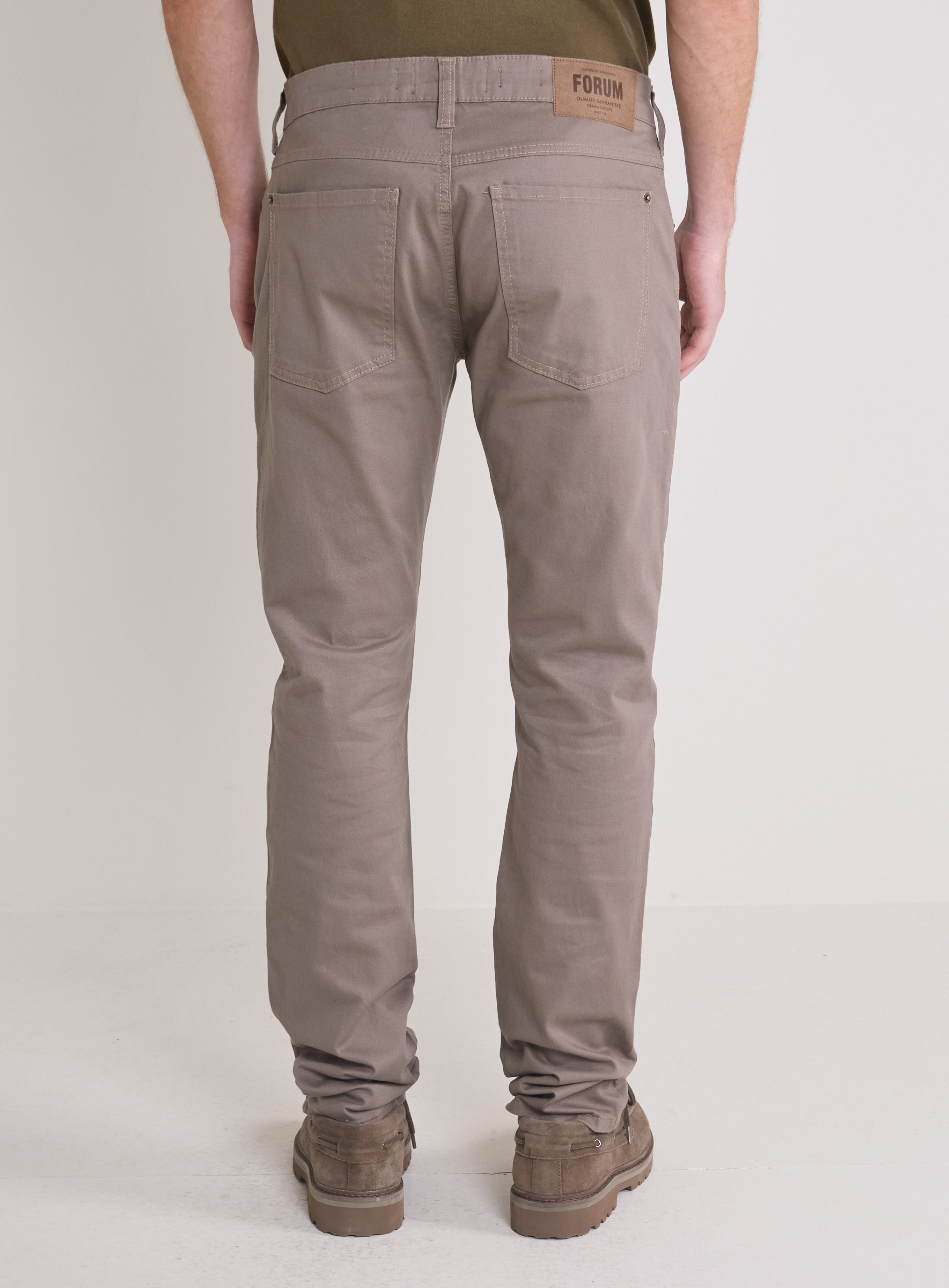 CALÇA SARJA PAUL SLIM 40 MARROM NOZ MOSC