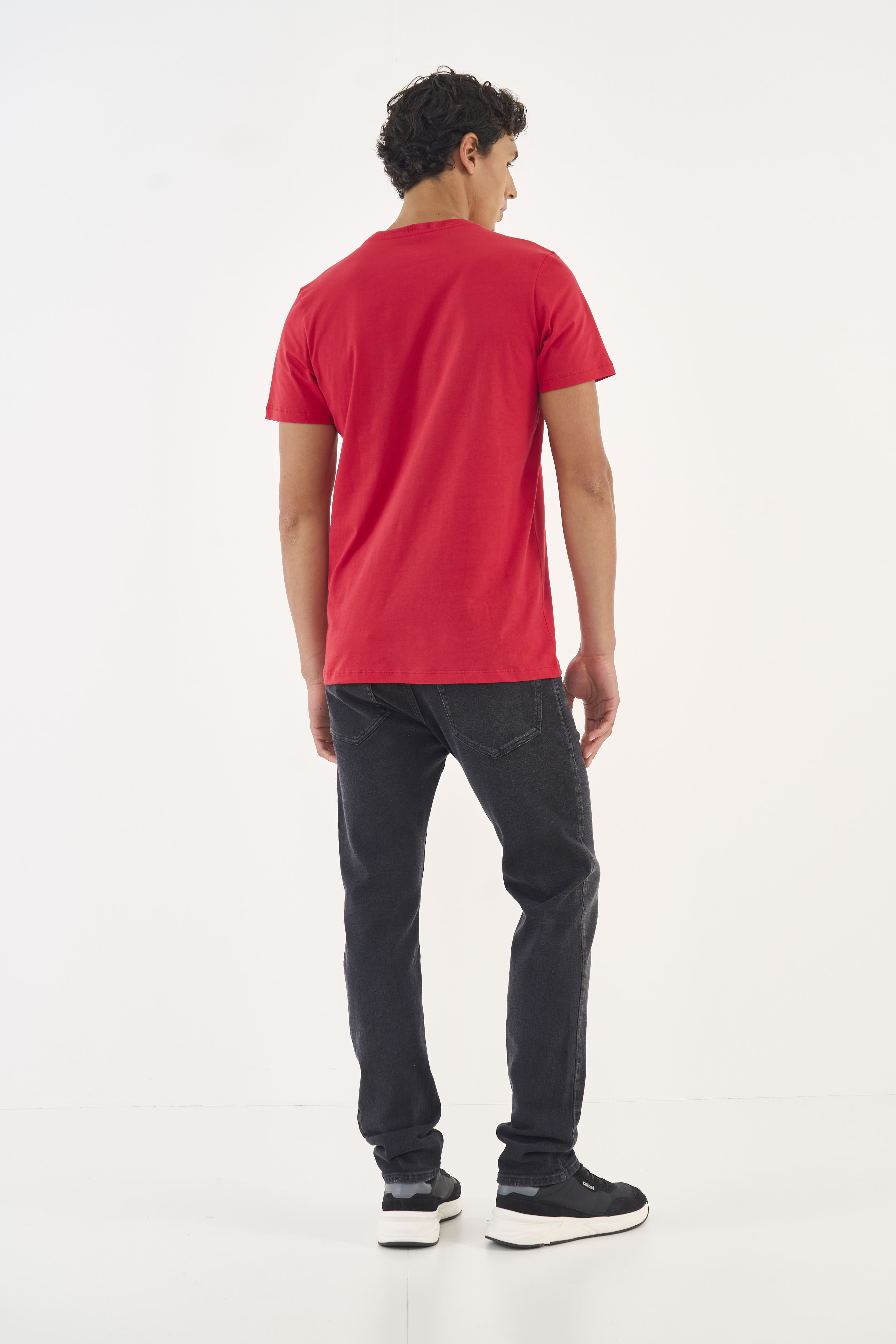 CALÇA JEANS ITALO SLIM 42 IND.PRETO
