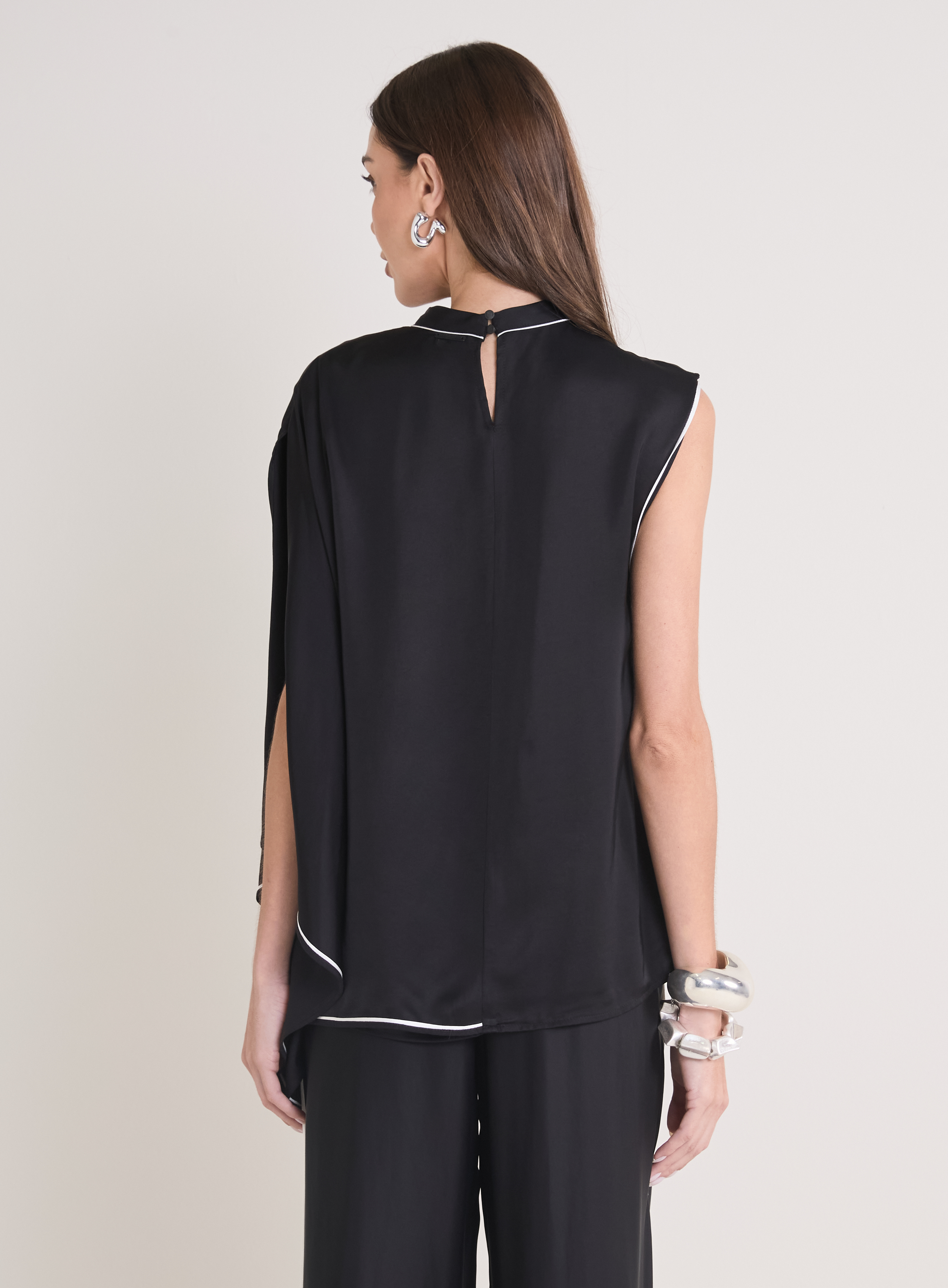 BLUSA FORUM G PRETO/OFF