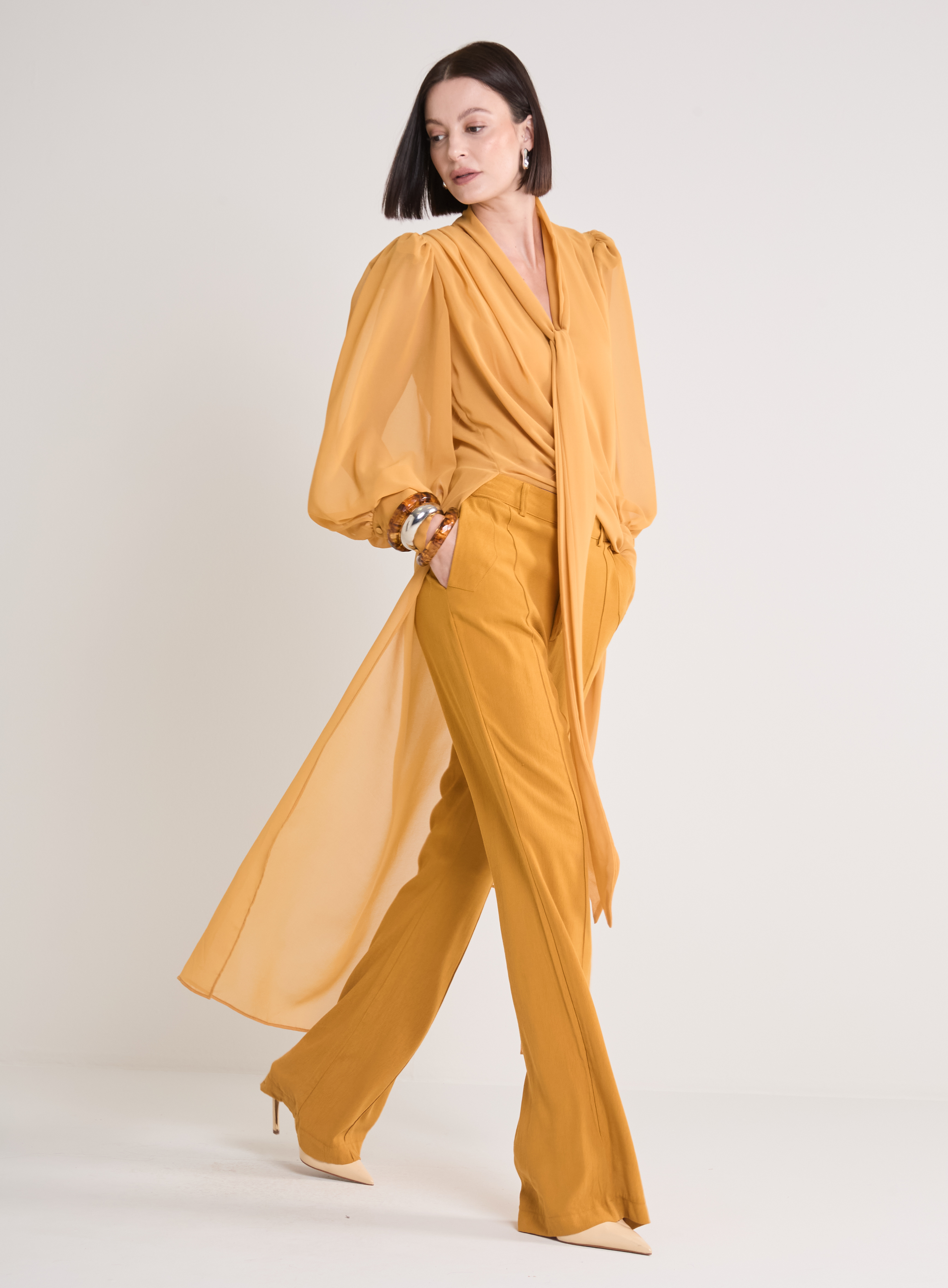 BLUSA FORUM P AMARELO SWIFT