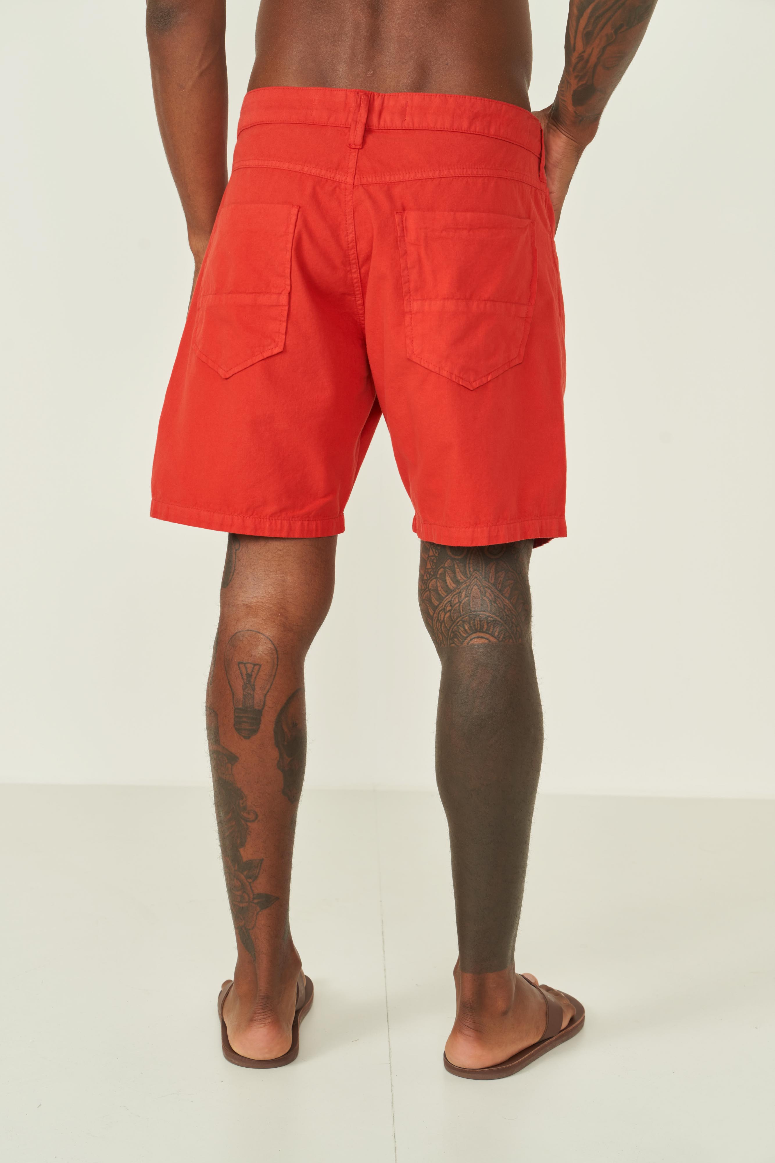 BERMUDA SARJA BONA 38 VERMELHO SPARKLY