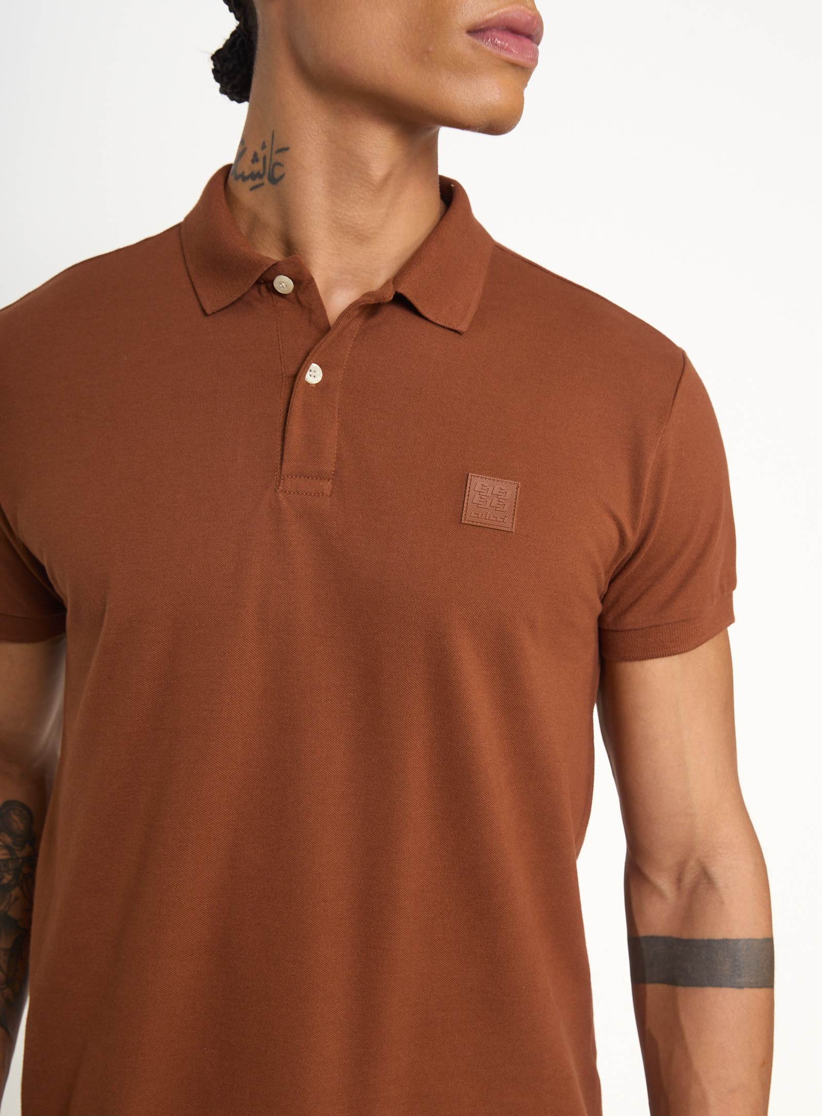 POLO COLCCI GG MARROM CARVALHO