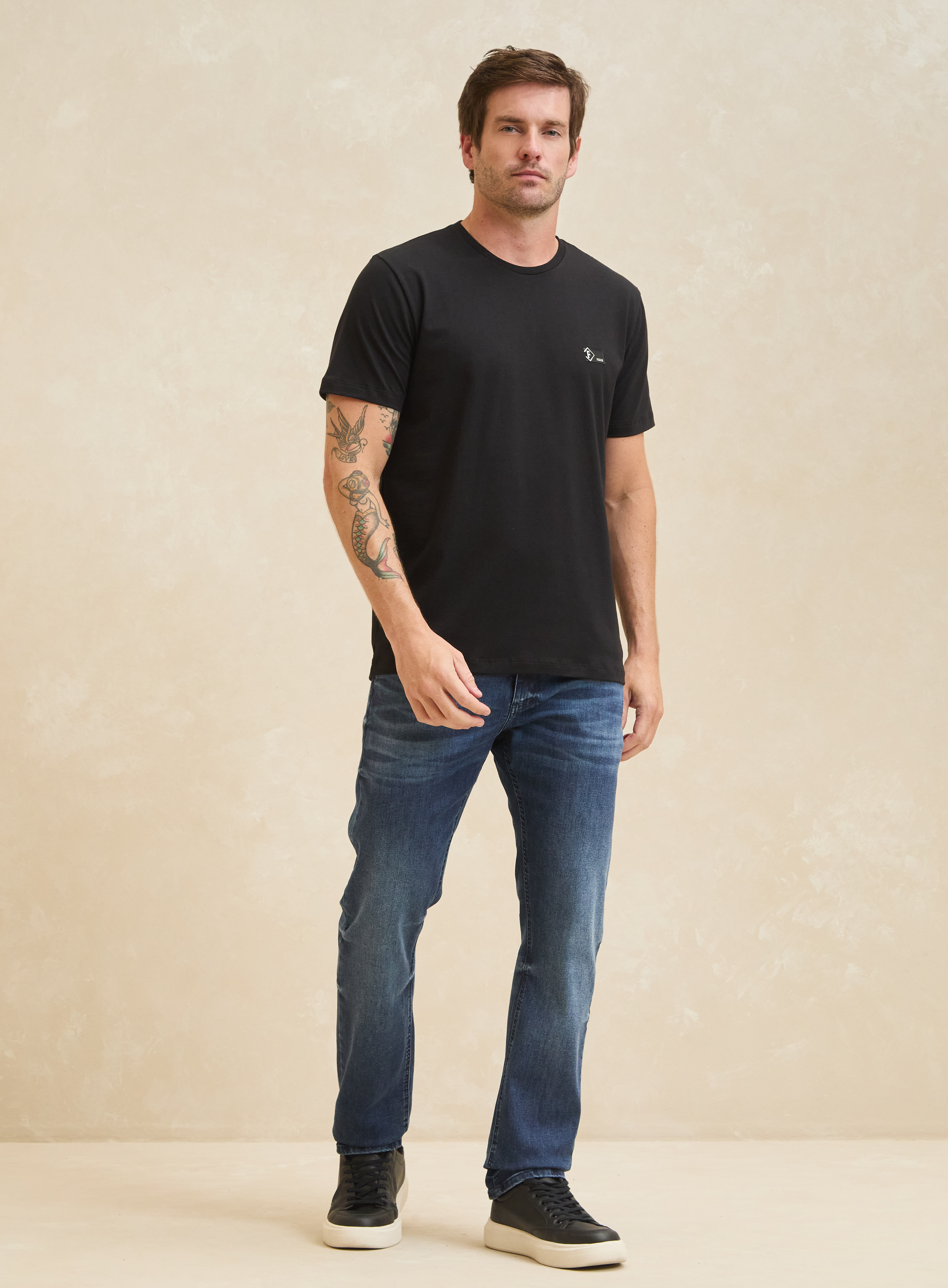 CAMISETA FORUM GG PRETO