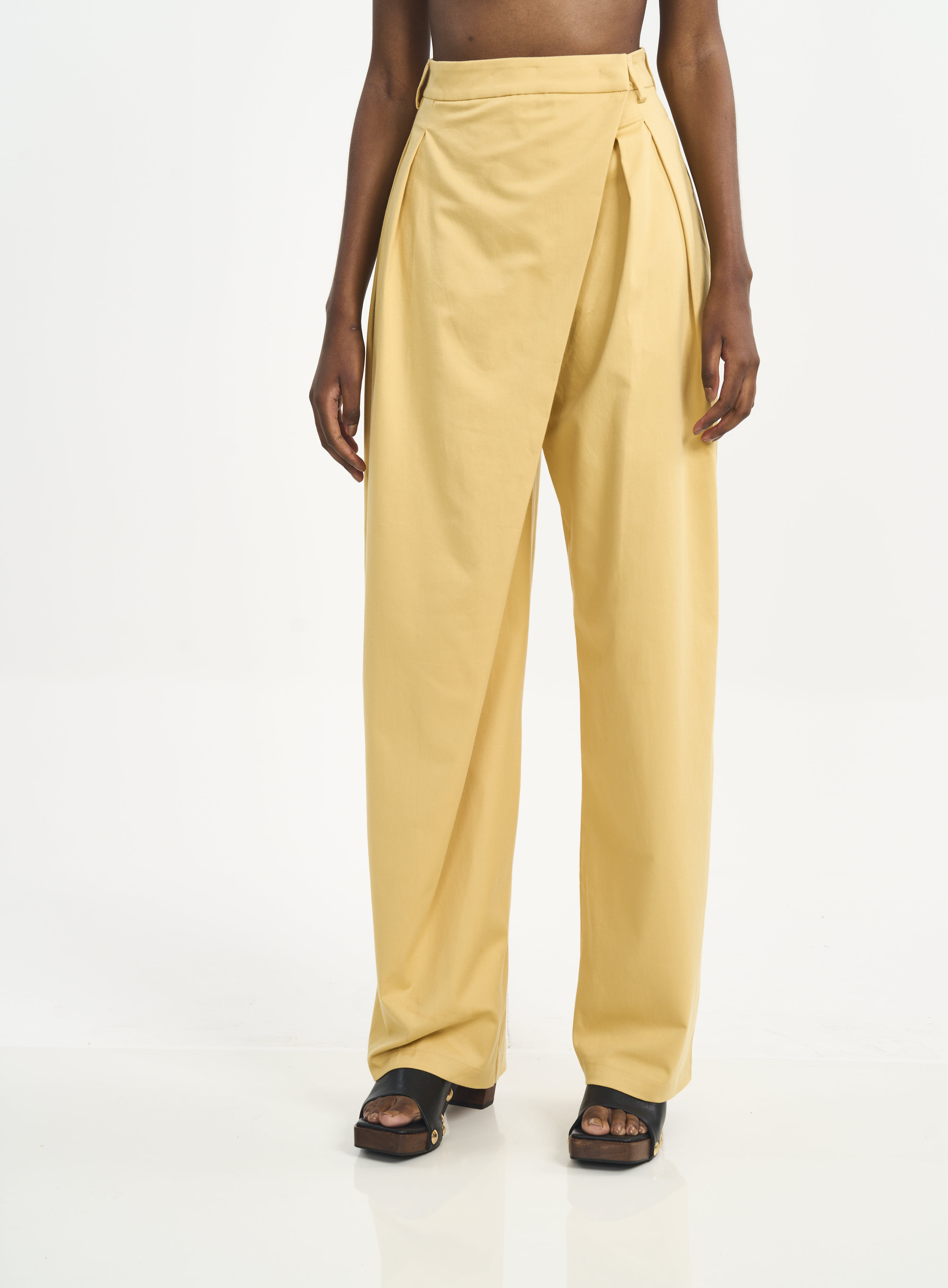 CALÇA COLCCI M BEGE BIENTO