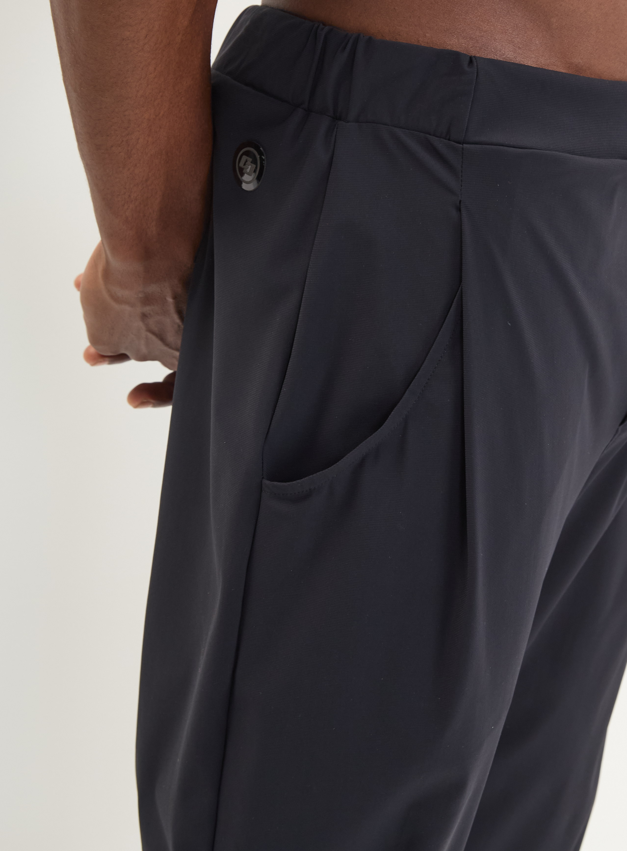 CALÇA COLCCI GG PRETO