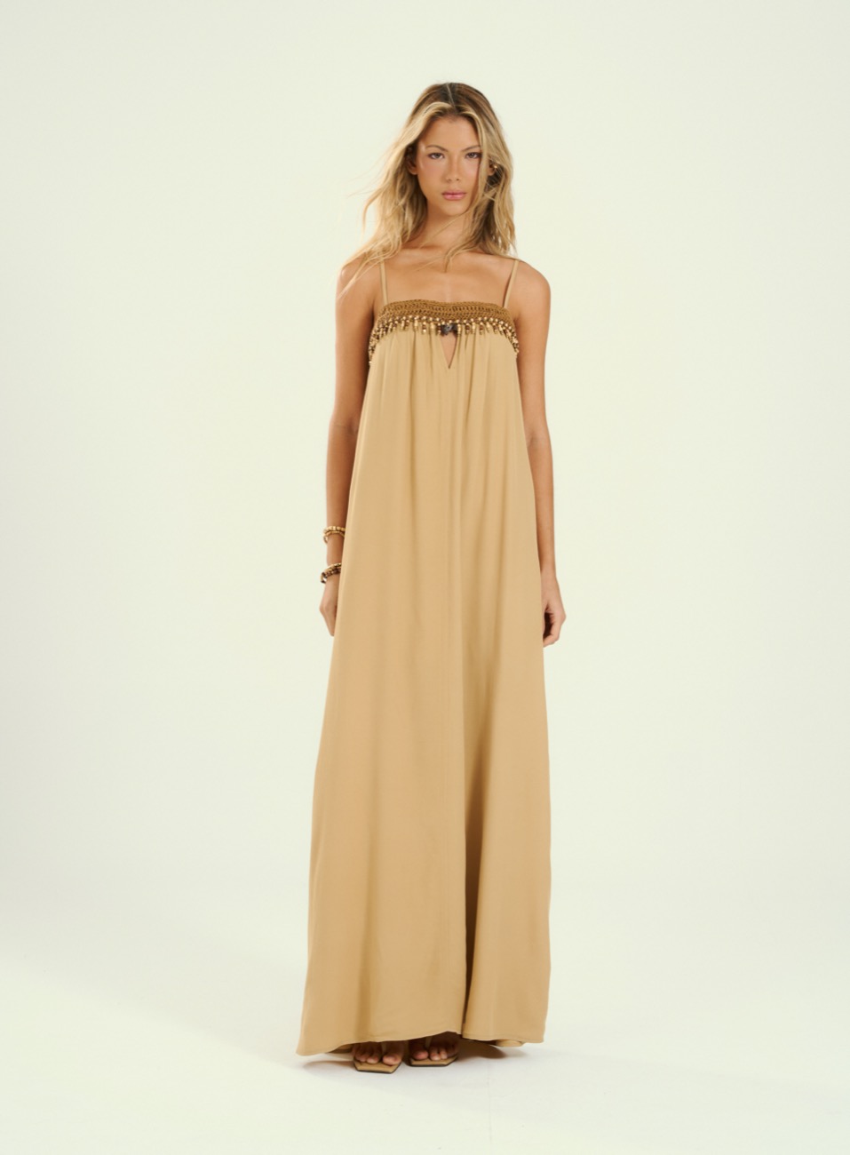 VESTIDO OPEN G BEGE ANDIROBA