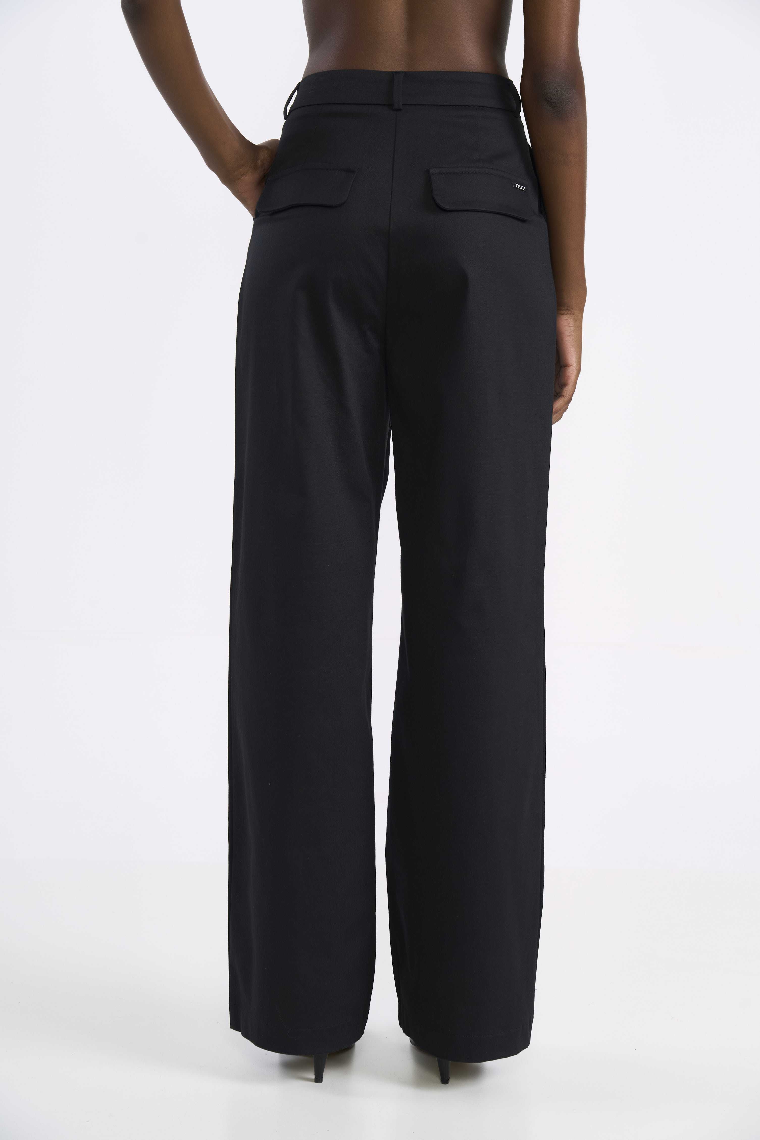 CALÇA COLCCI P PRETO
