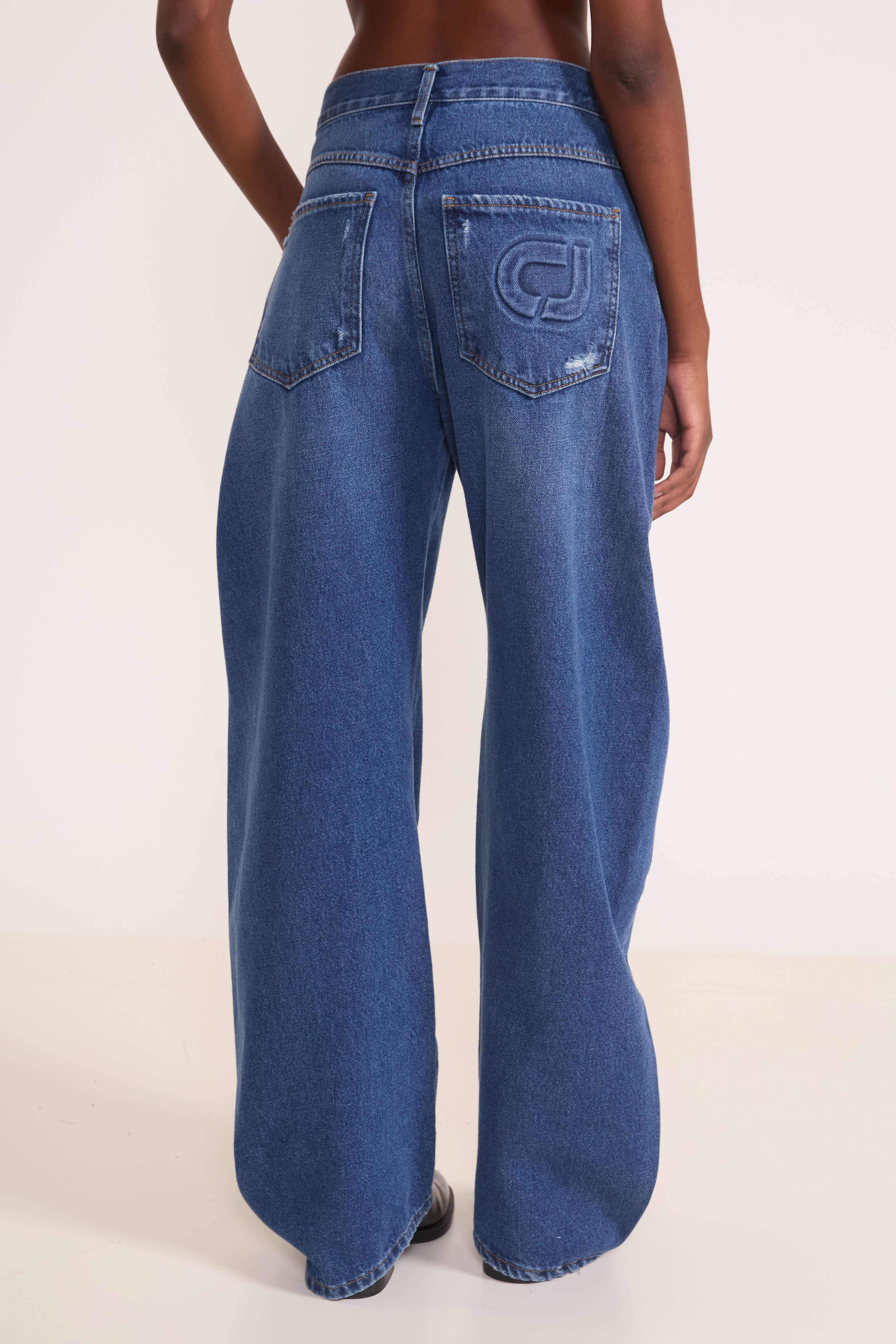 CALÇA JEANS BARCELONA 38 INDIGO