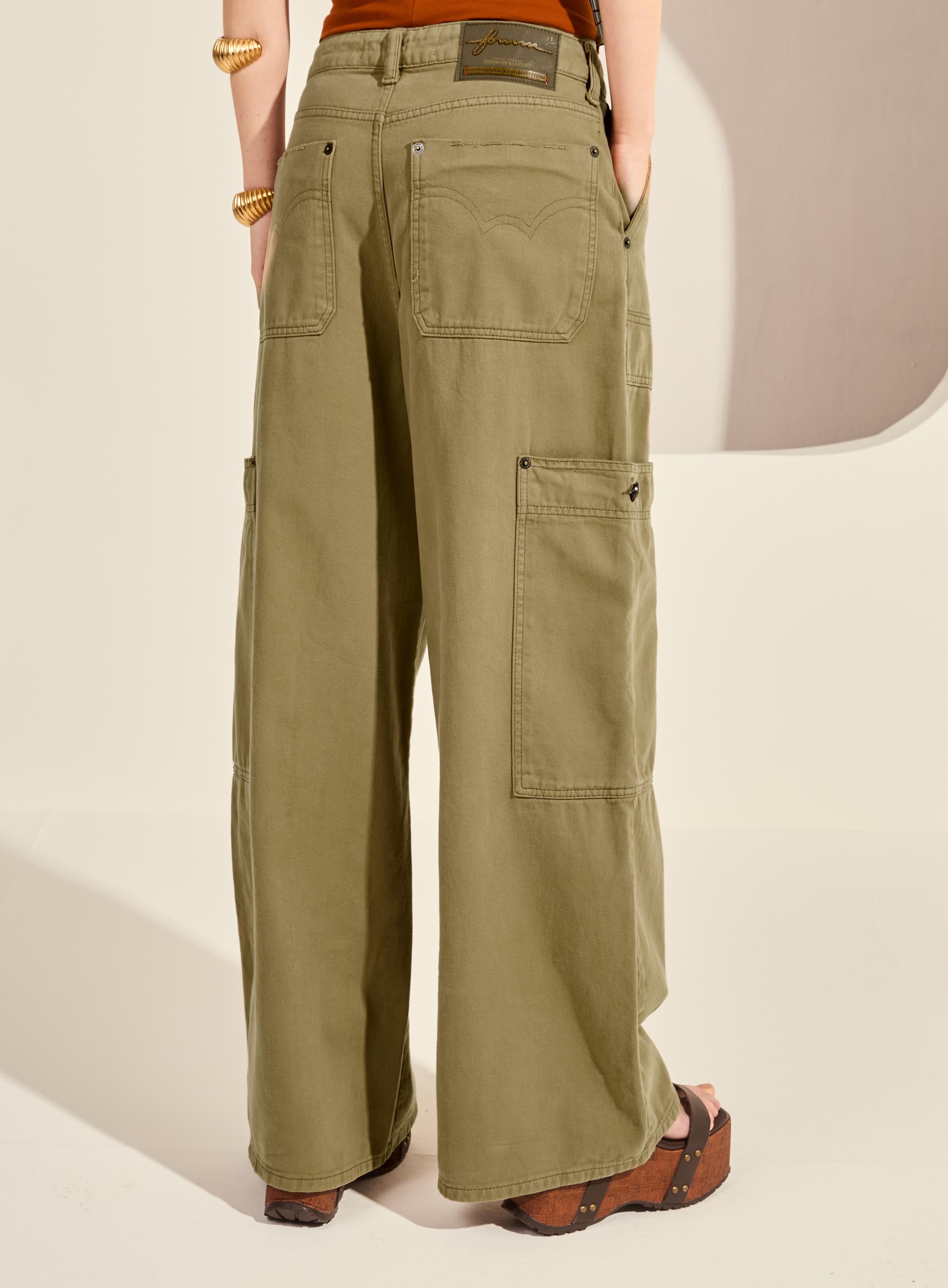 CALÇA SARJA BAGGY 36 MARROM TIMUR