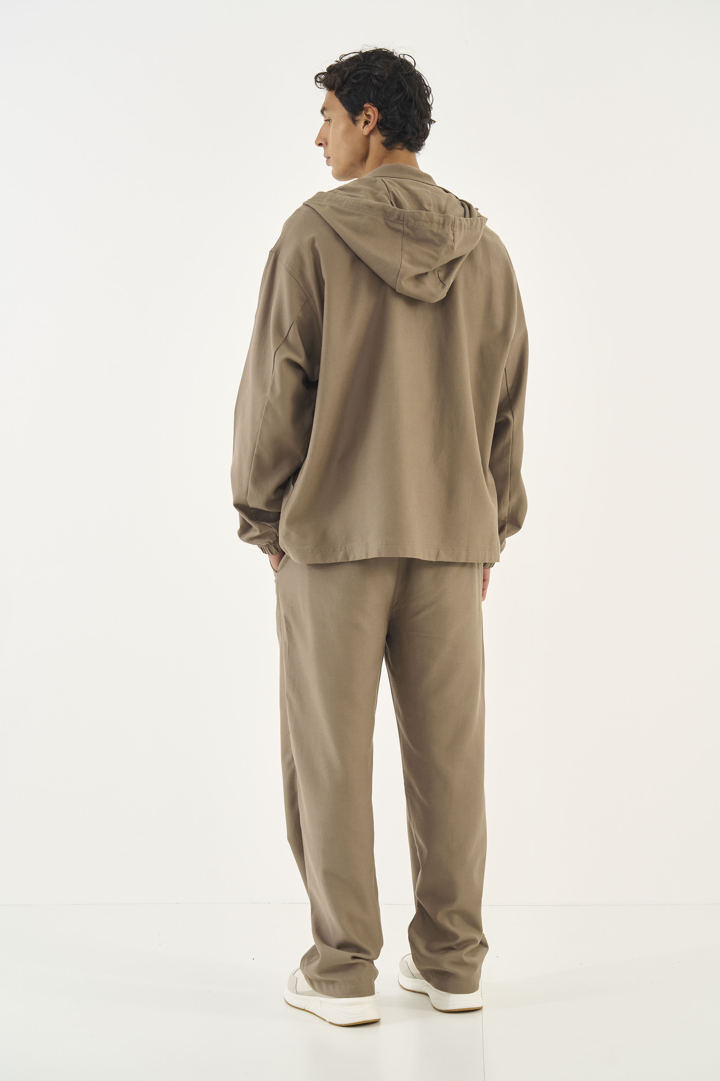 CALÇA SARJA LOOSE FIT 40 BEGE CINZAS