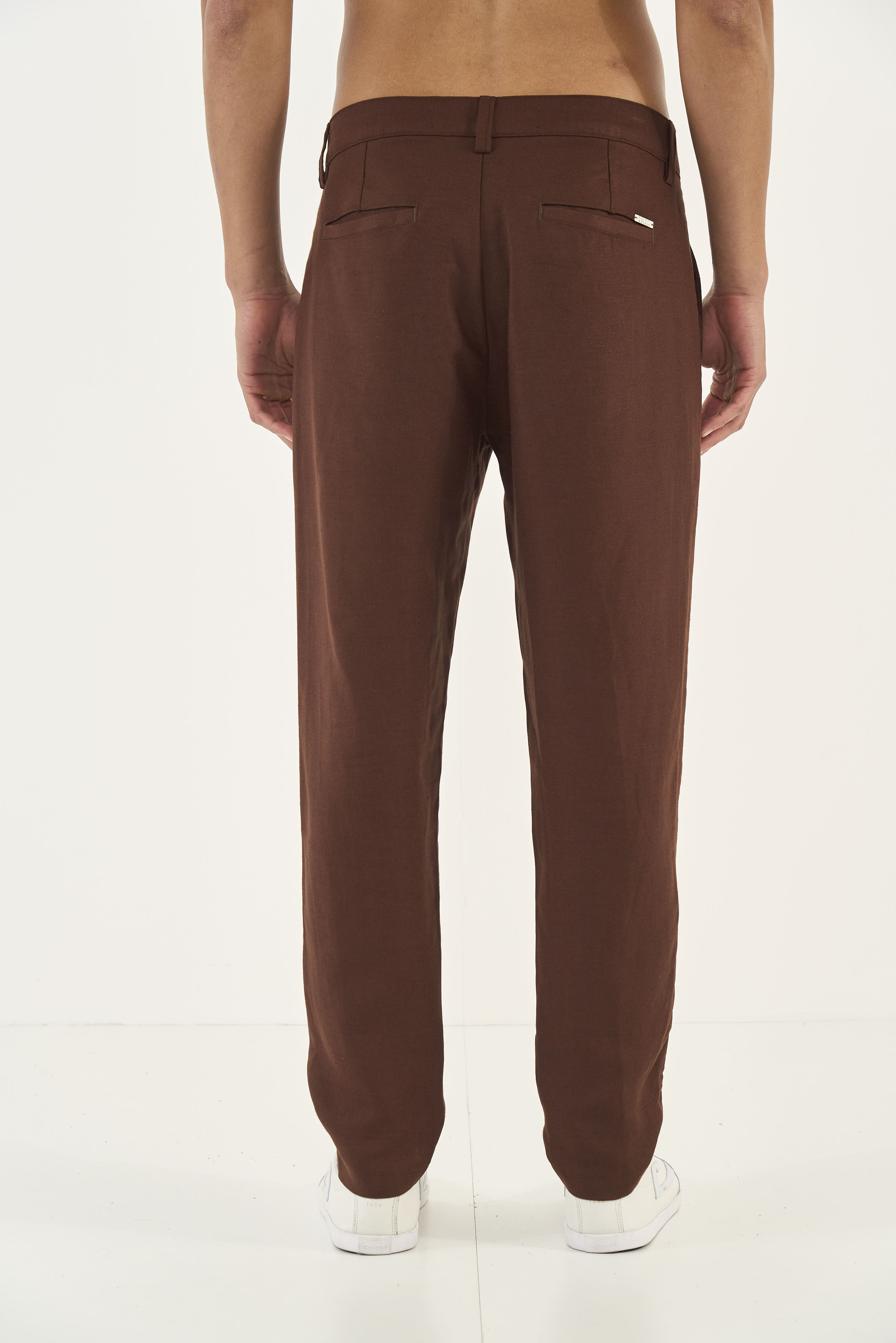 CALÇA LINHO G MARROM ROCCIA