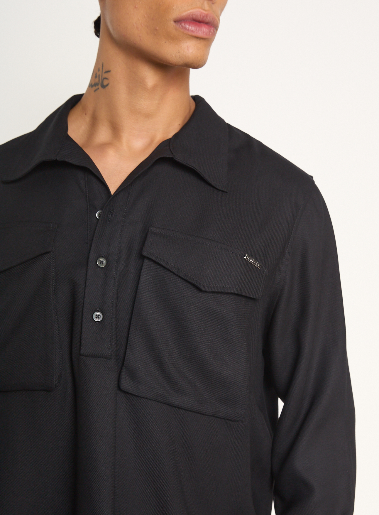 BLUSA COLCCI GG PRETO
