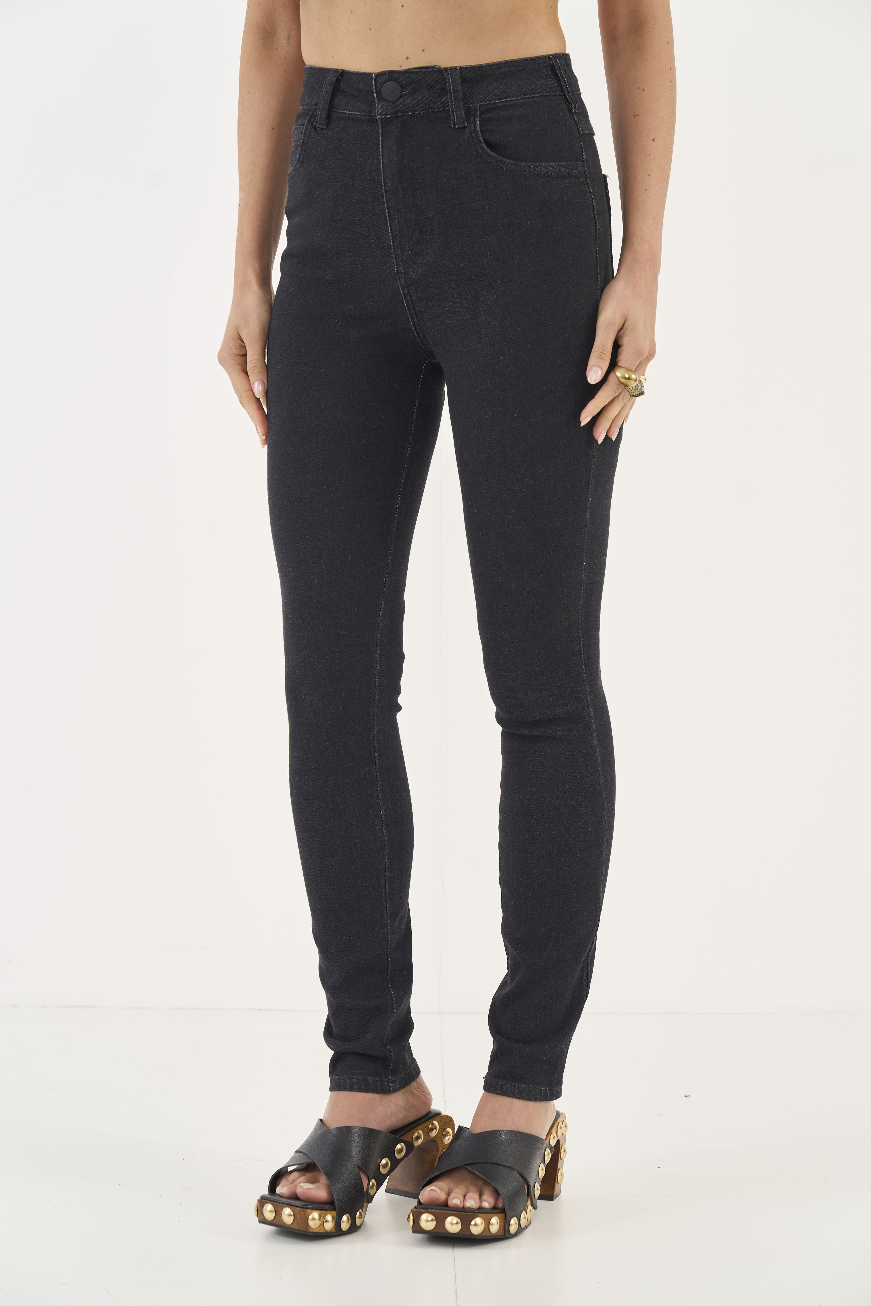 CALÇA JEANS KAREN 42 IND.PRETO
