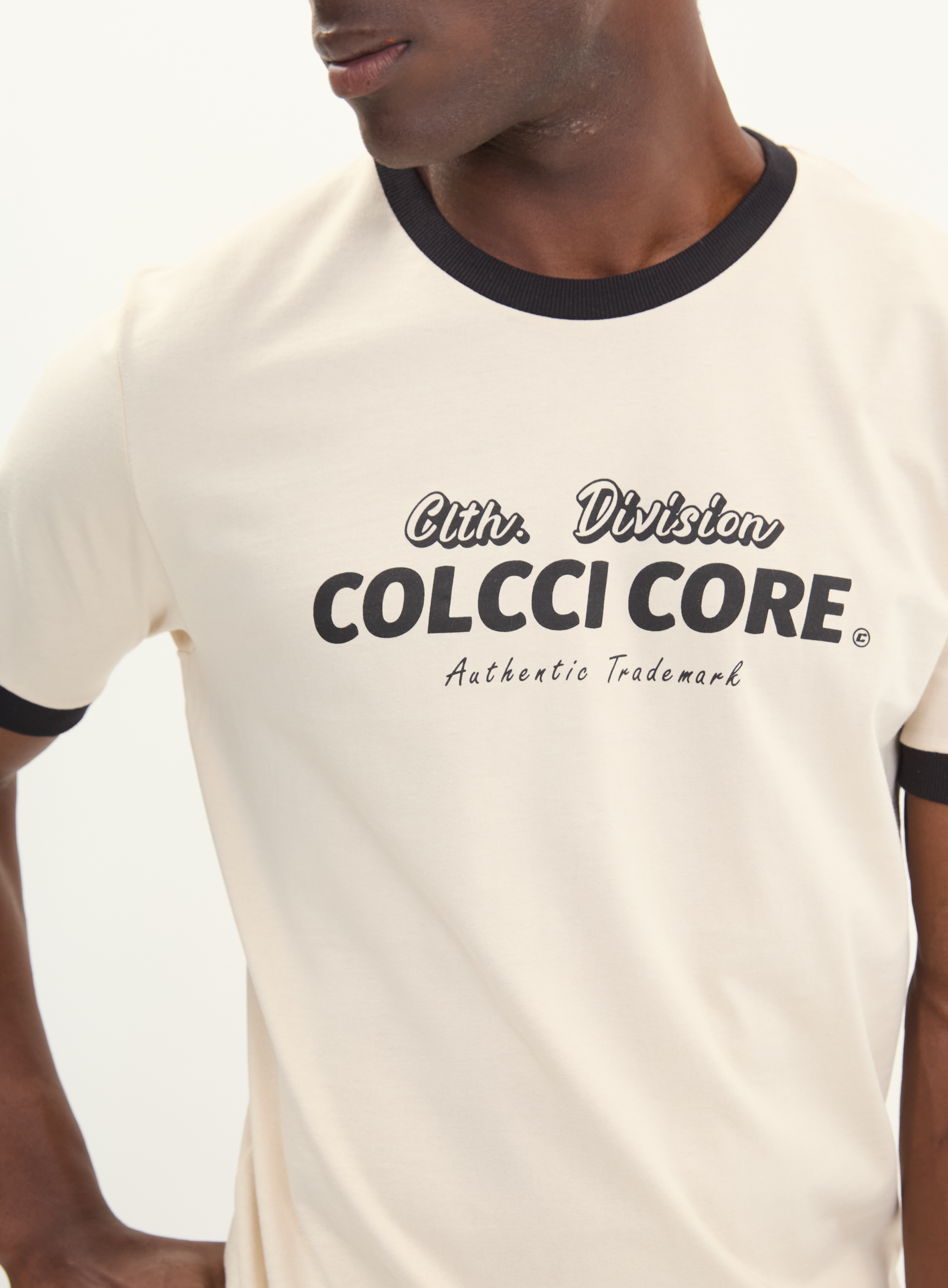 CAMISETA COLCCI G OFF SHELL