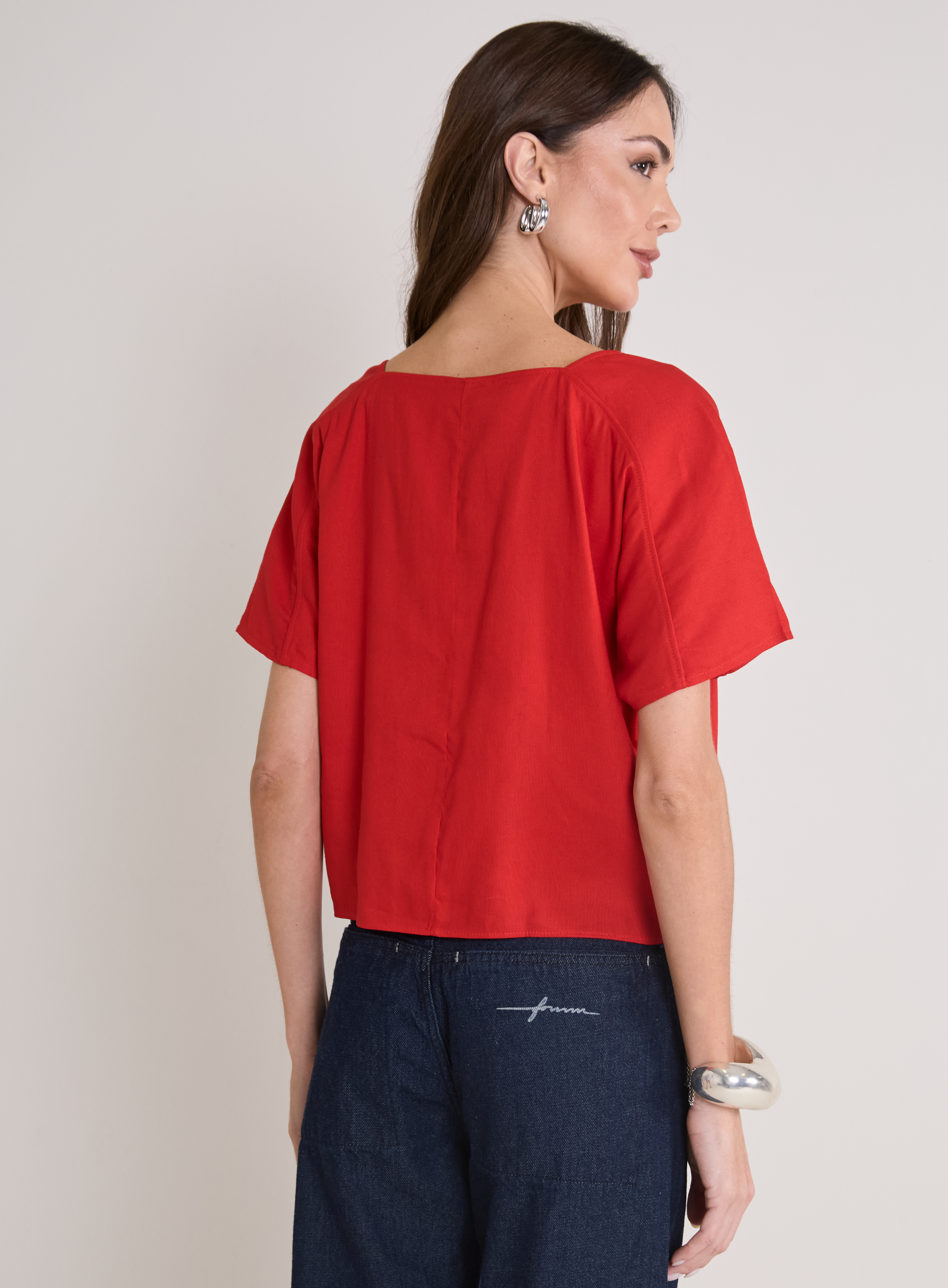 CAMISETA LINHO G MARROM IMBUIA