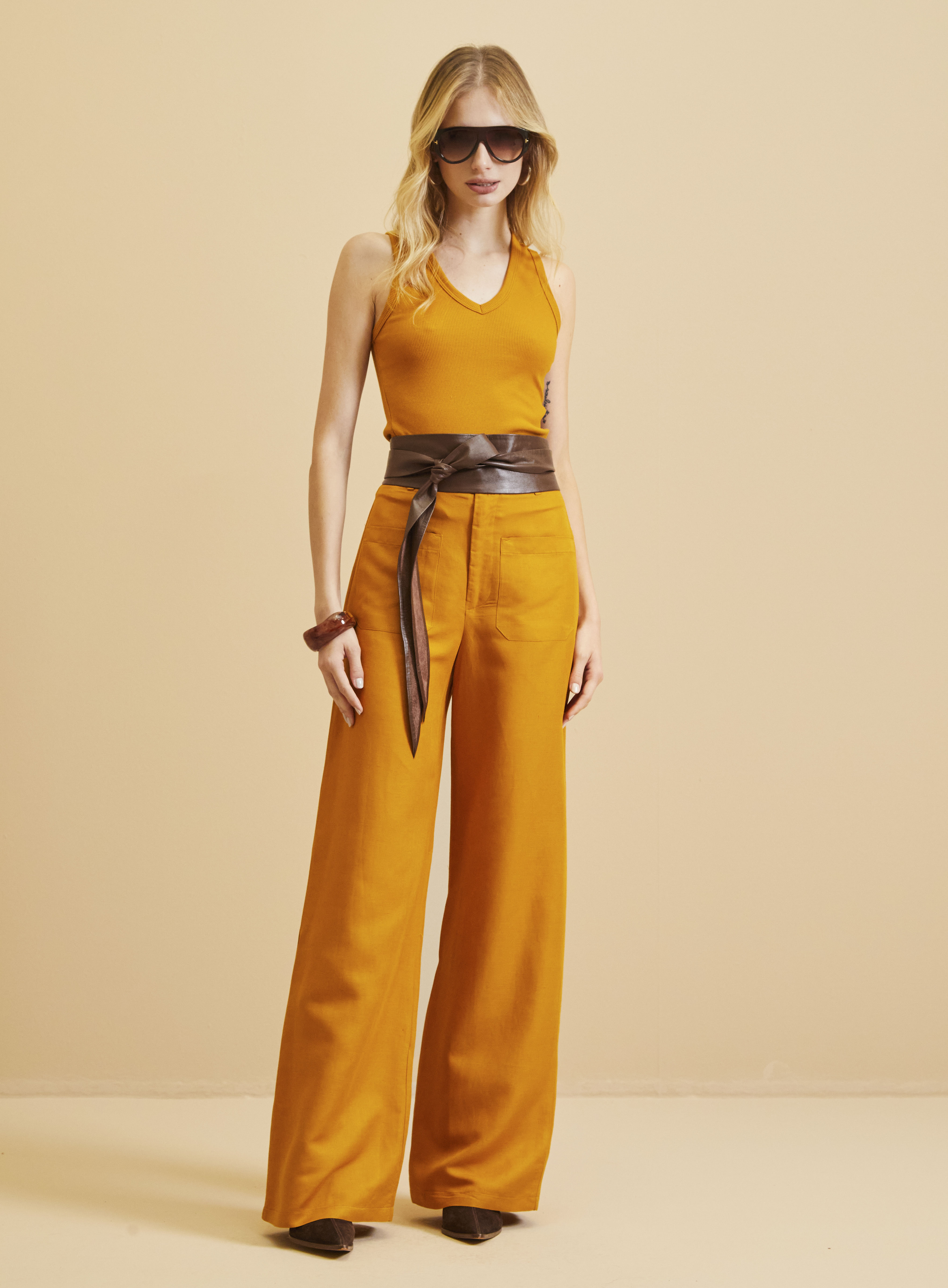 REGATA CANELADA P AMARELO SWIFT