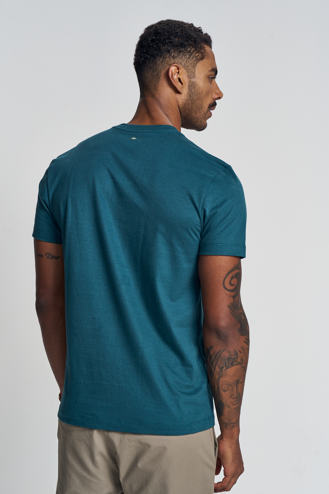 CAMISETA TRITON GG PRETO