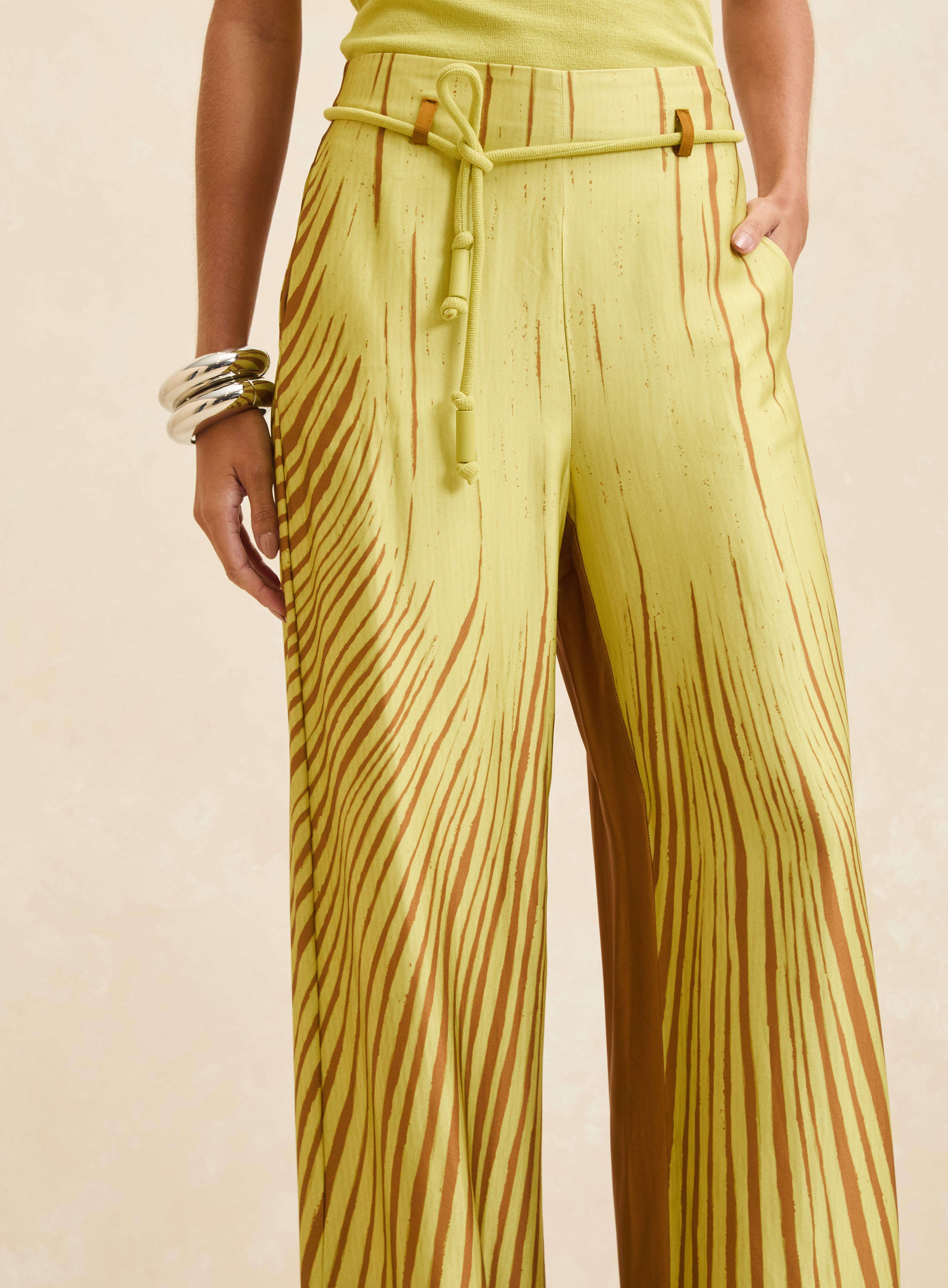 CALÇA ESTAMPADA M SELVA RADIANTE
