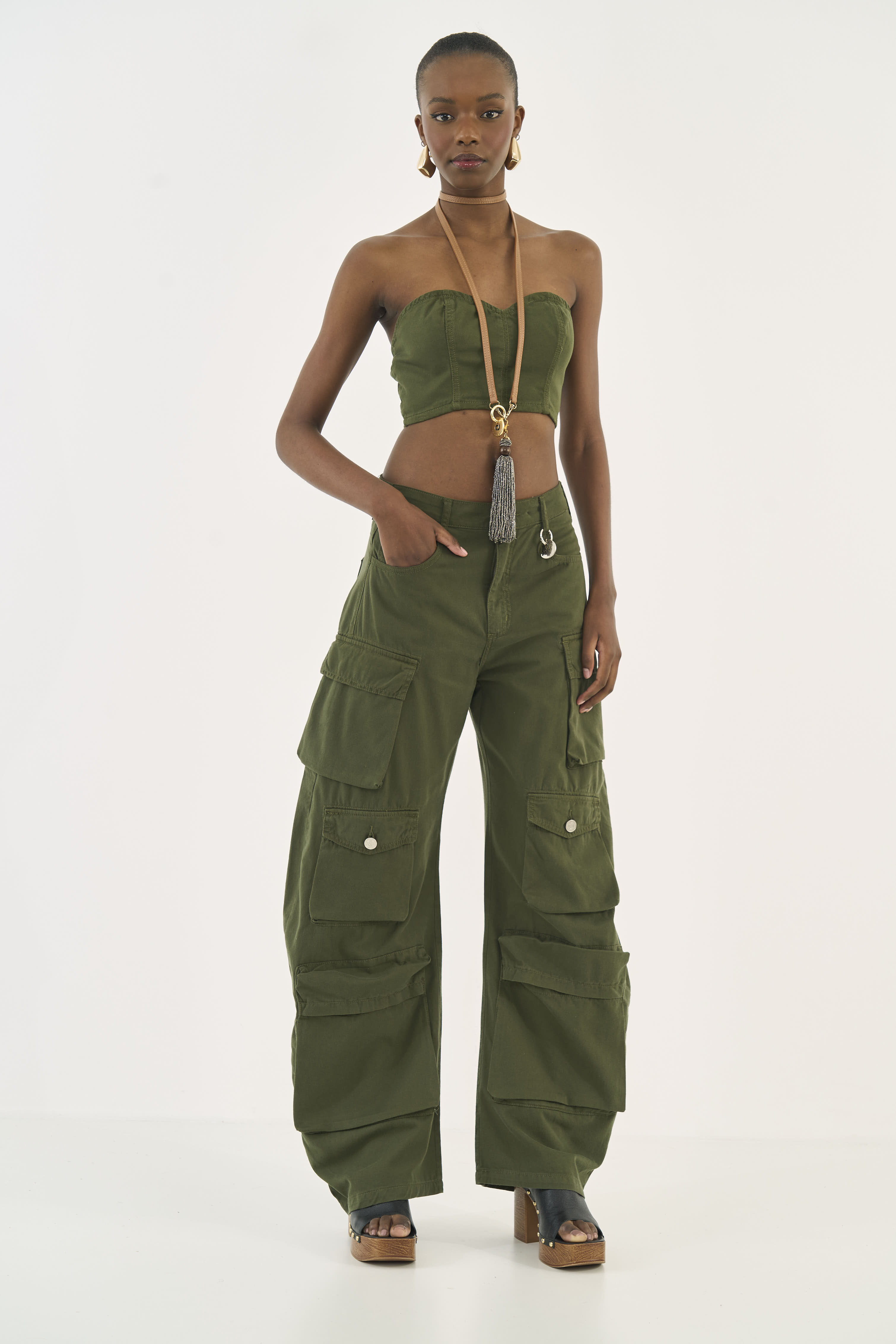 CALÇA SARJA BARCELONA 34 VERDE ÉDEN