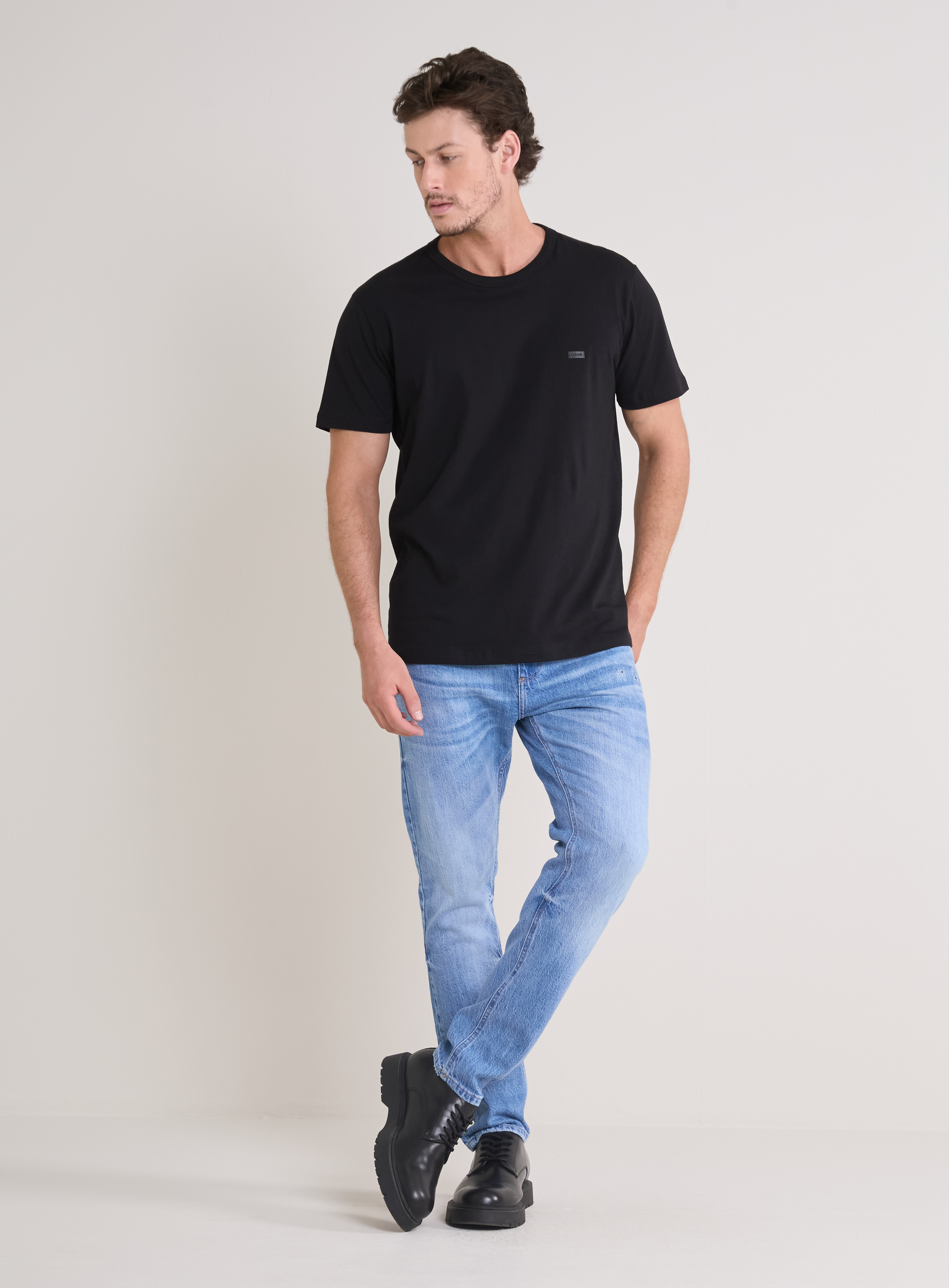 CAMISETA FORUM M PRETO