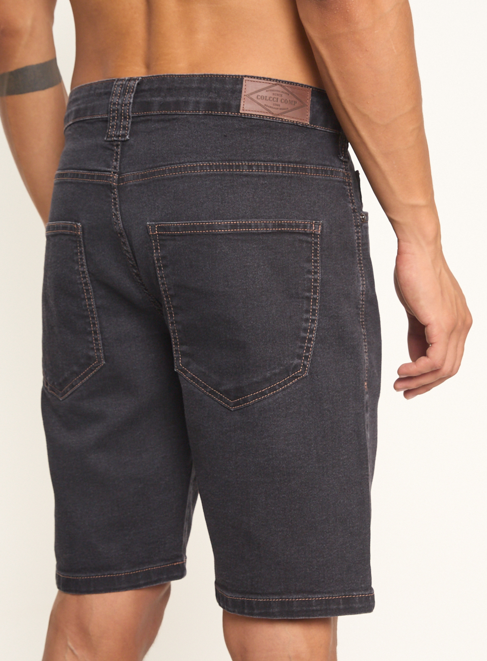 BERMUDA JEANS DAVI 38 IND.PRETO