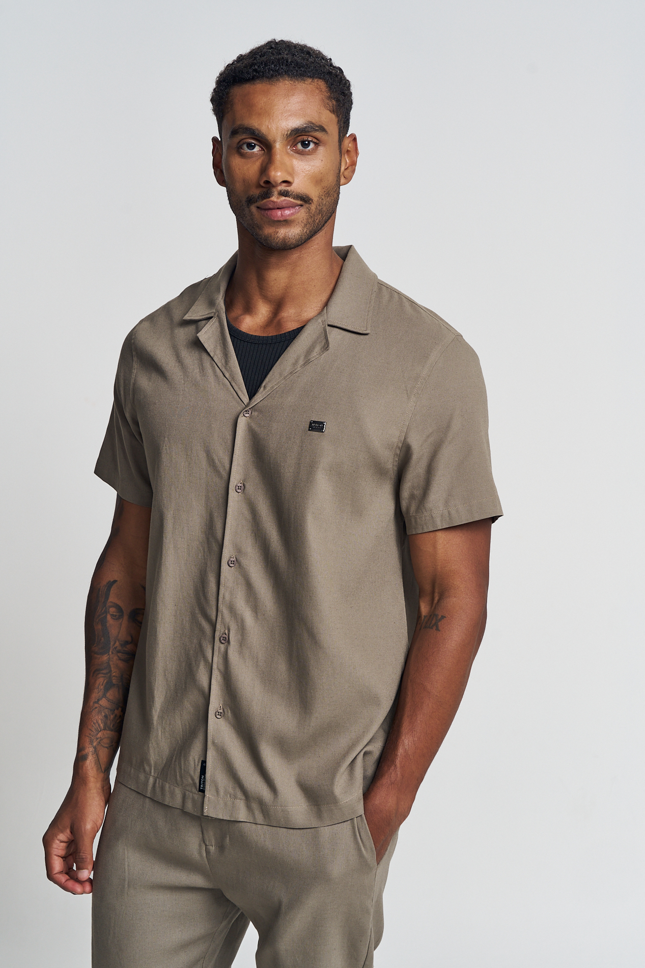 CAMISA LINHO REGULAR M BEGE TERRE