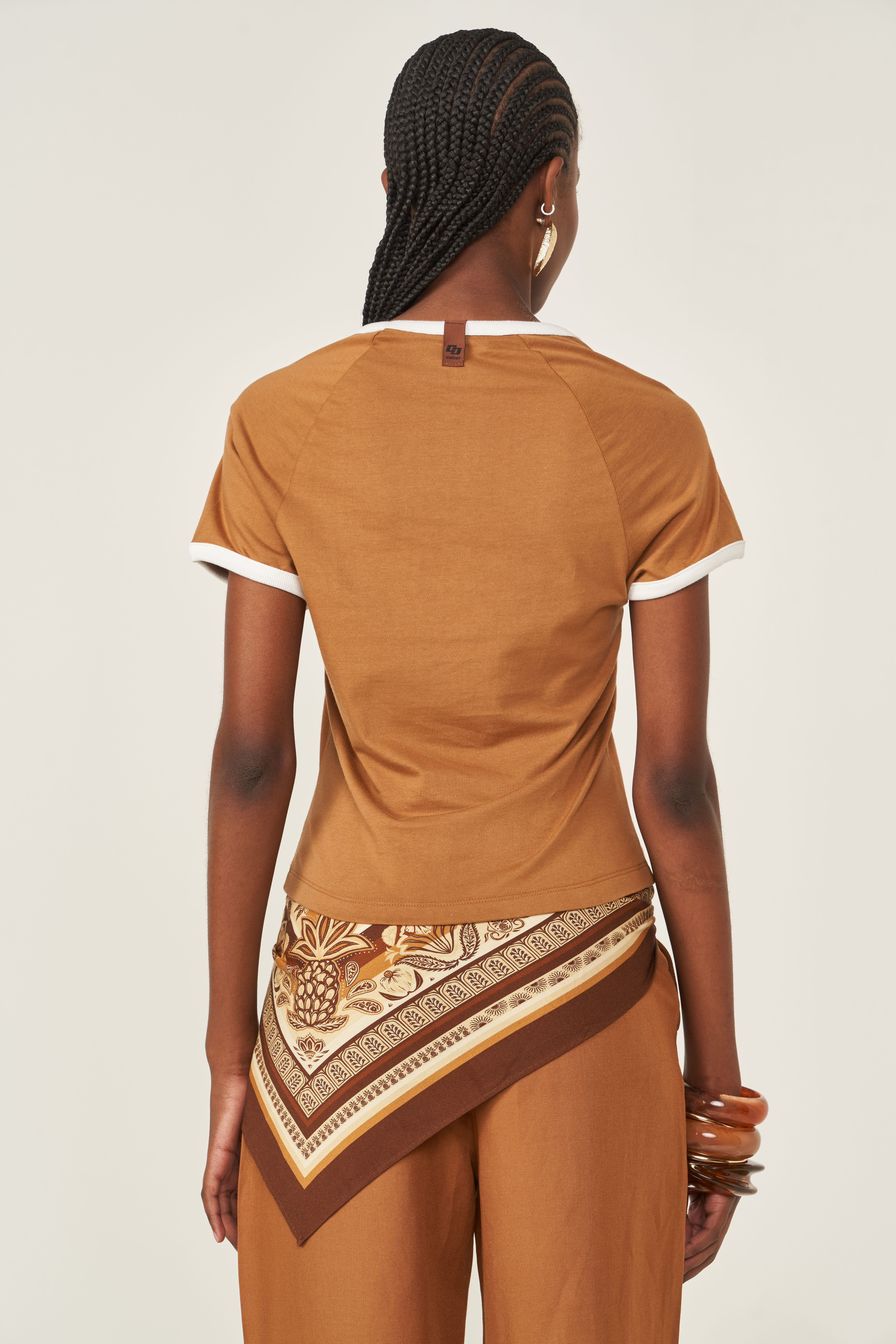 CAMISETA COLCCI G MARROM EVERMORE