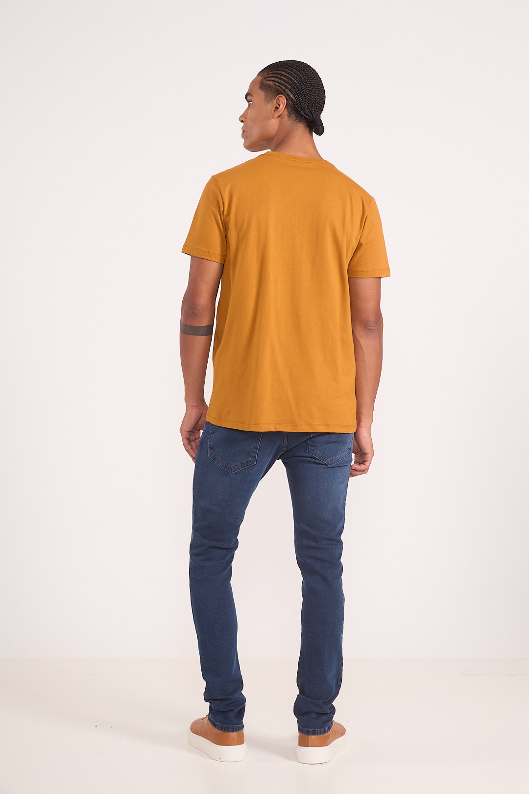 CAMISETA COLCCI GG MARROM TIRAMISU