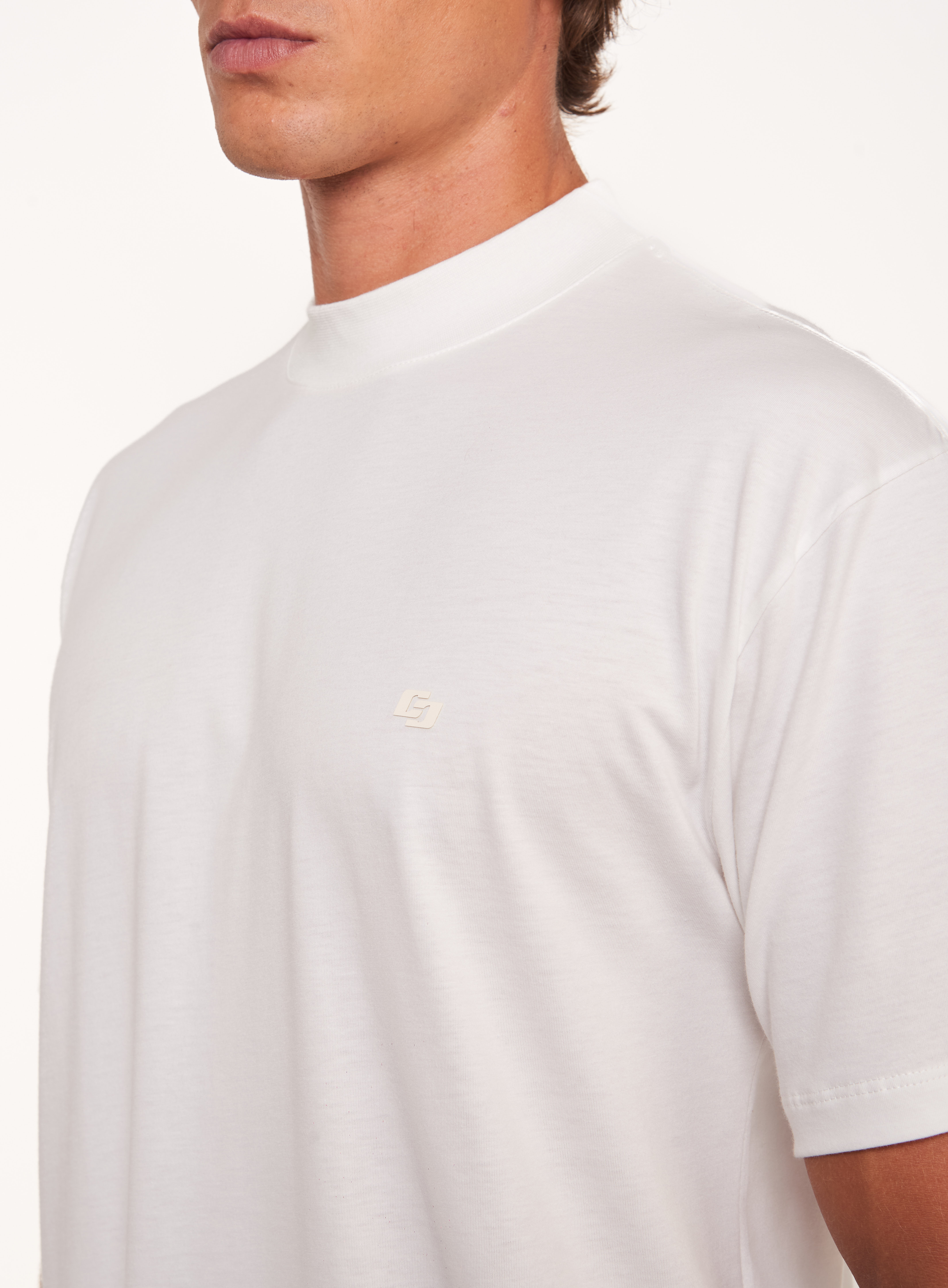 CAMISETA COLCCI M OFF SHELL