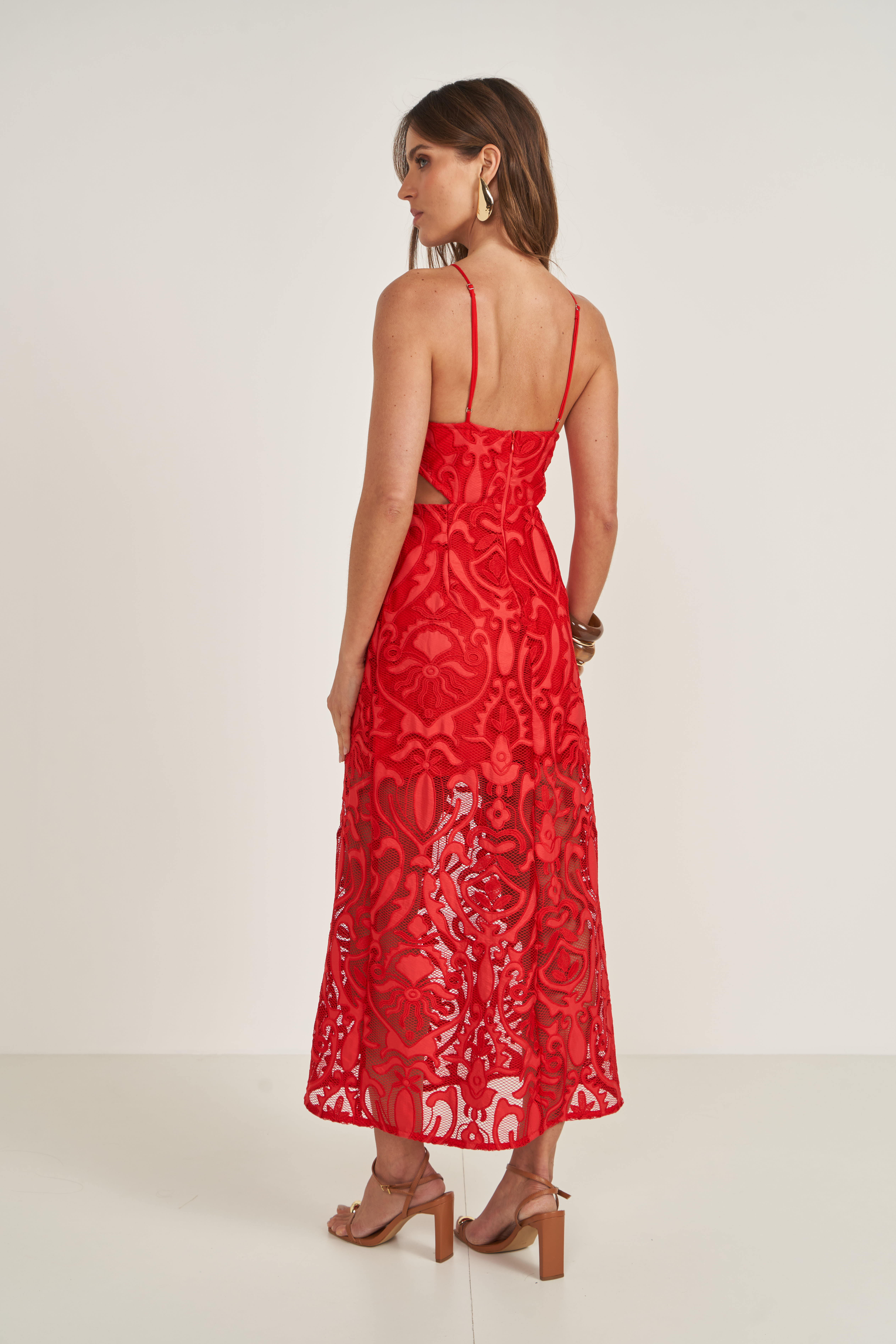 VESTIDO BORDADO M VERMELHO IFE