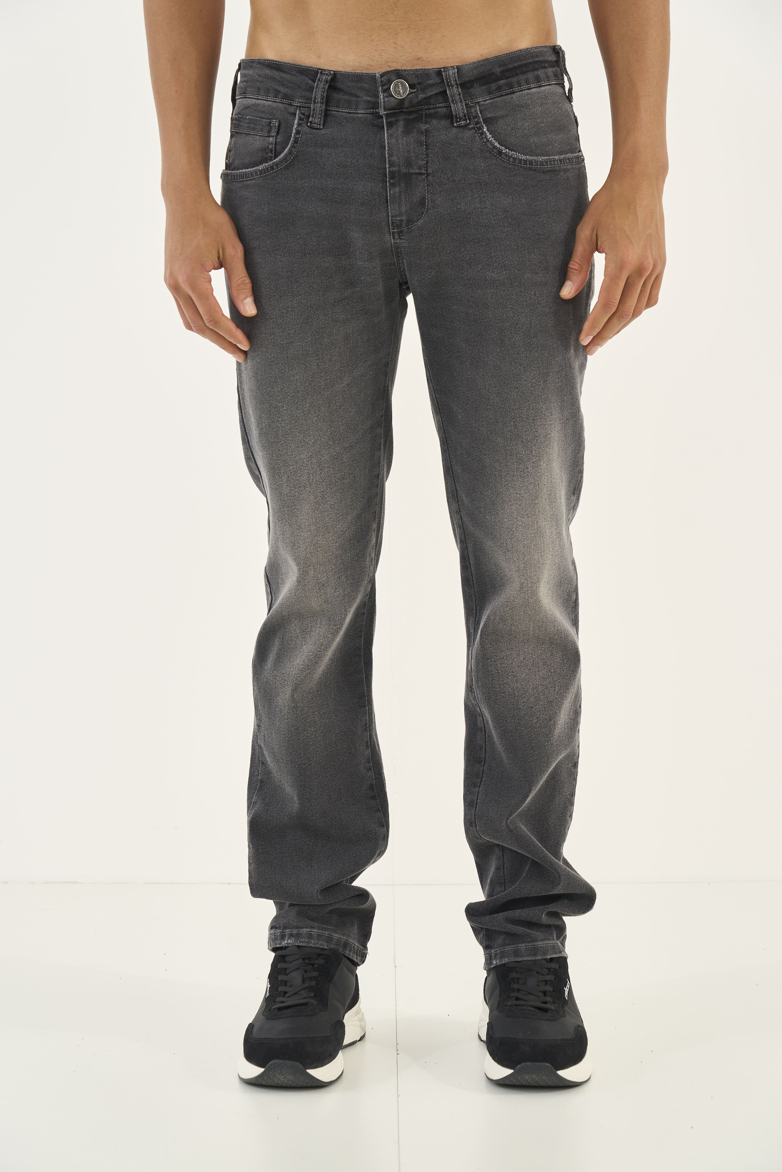 CALÇA JEANS ALEX 44 IND.PRETO