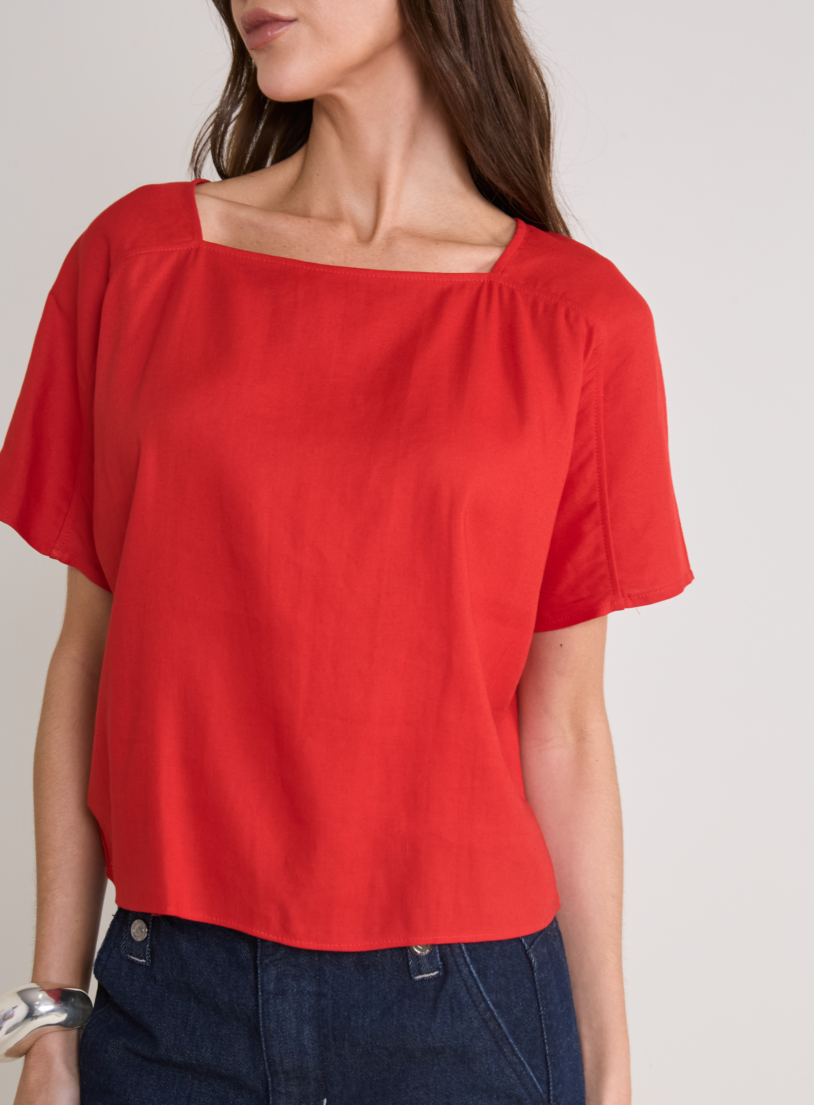 CAMISETA LINHO G MARROM IMBUIA