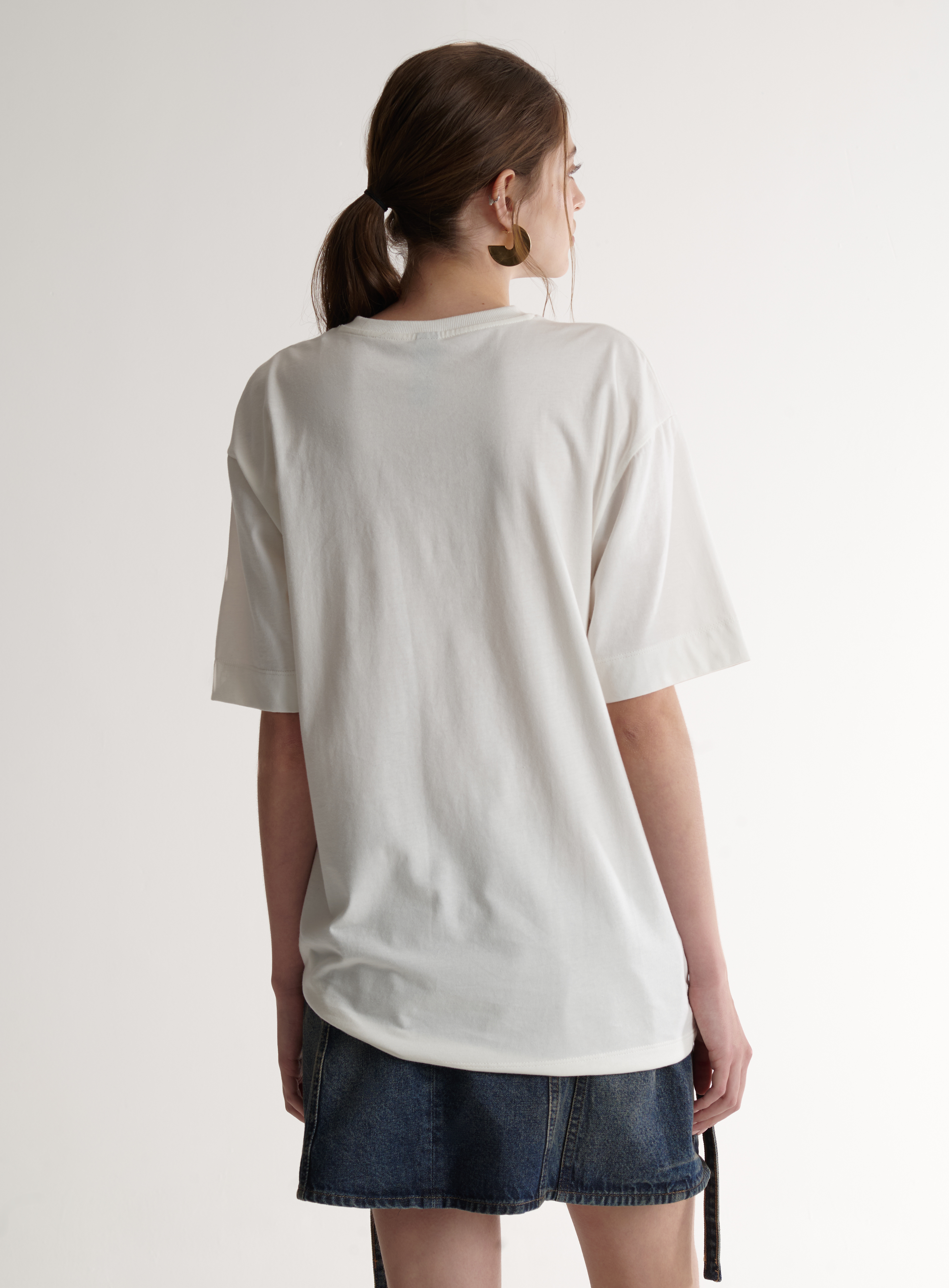 CAMISETA COM METAIS G PRETO