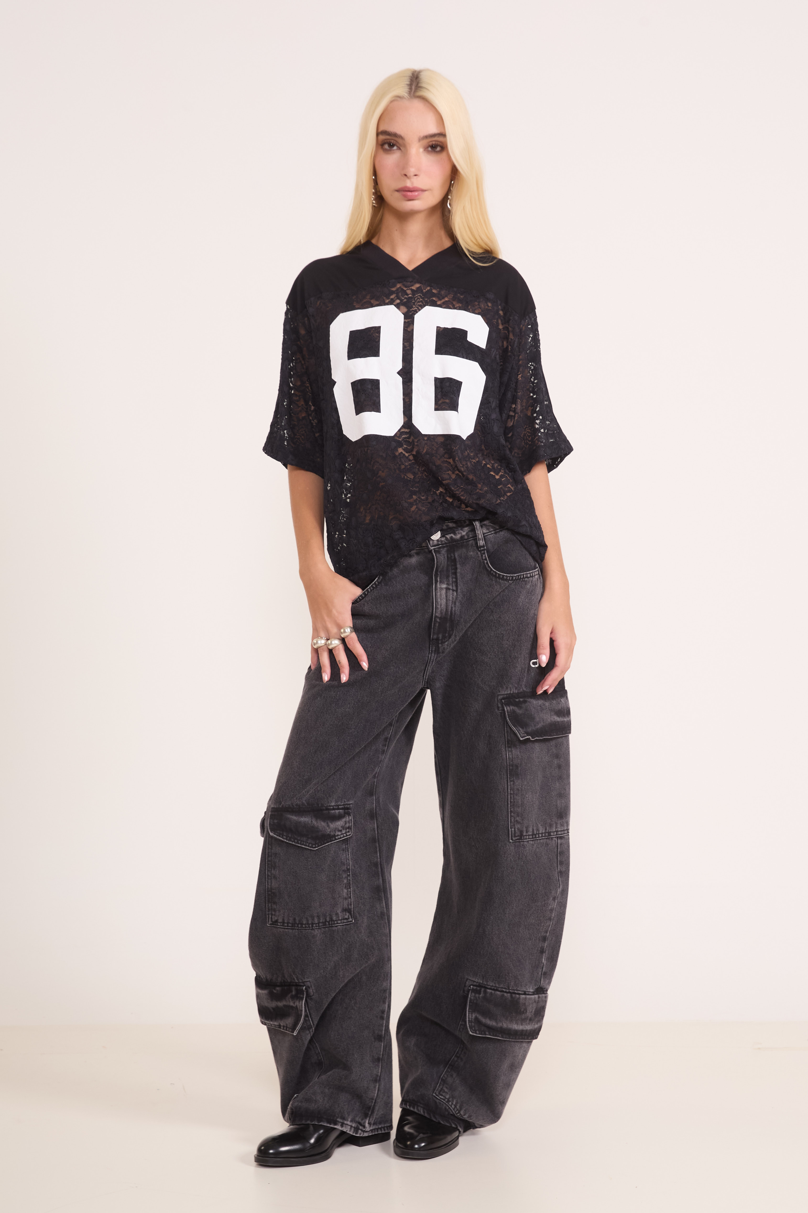CAMISETA RENDA M PRETO
