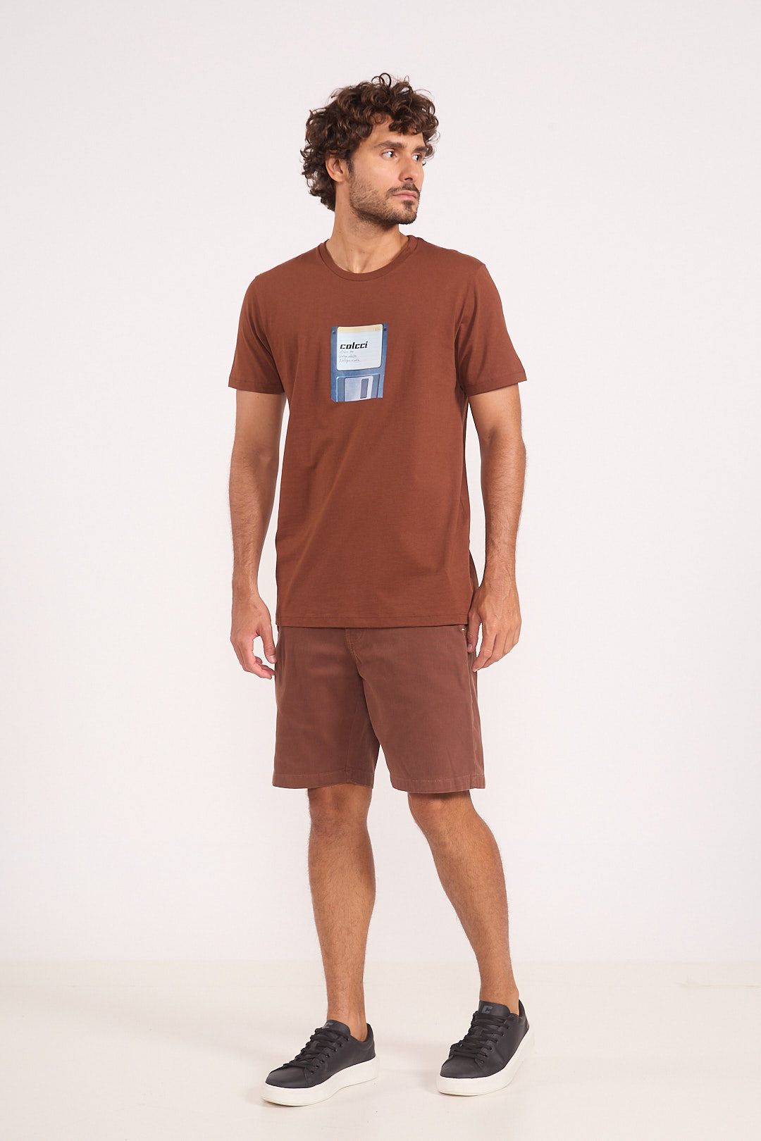 CAMISETA COLCCI GG MARROM TIRAMISU