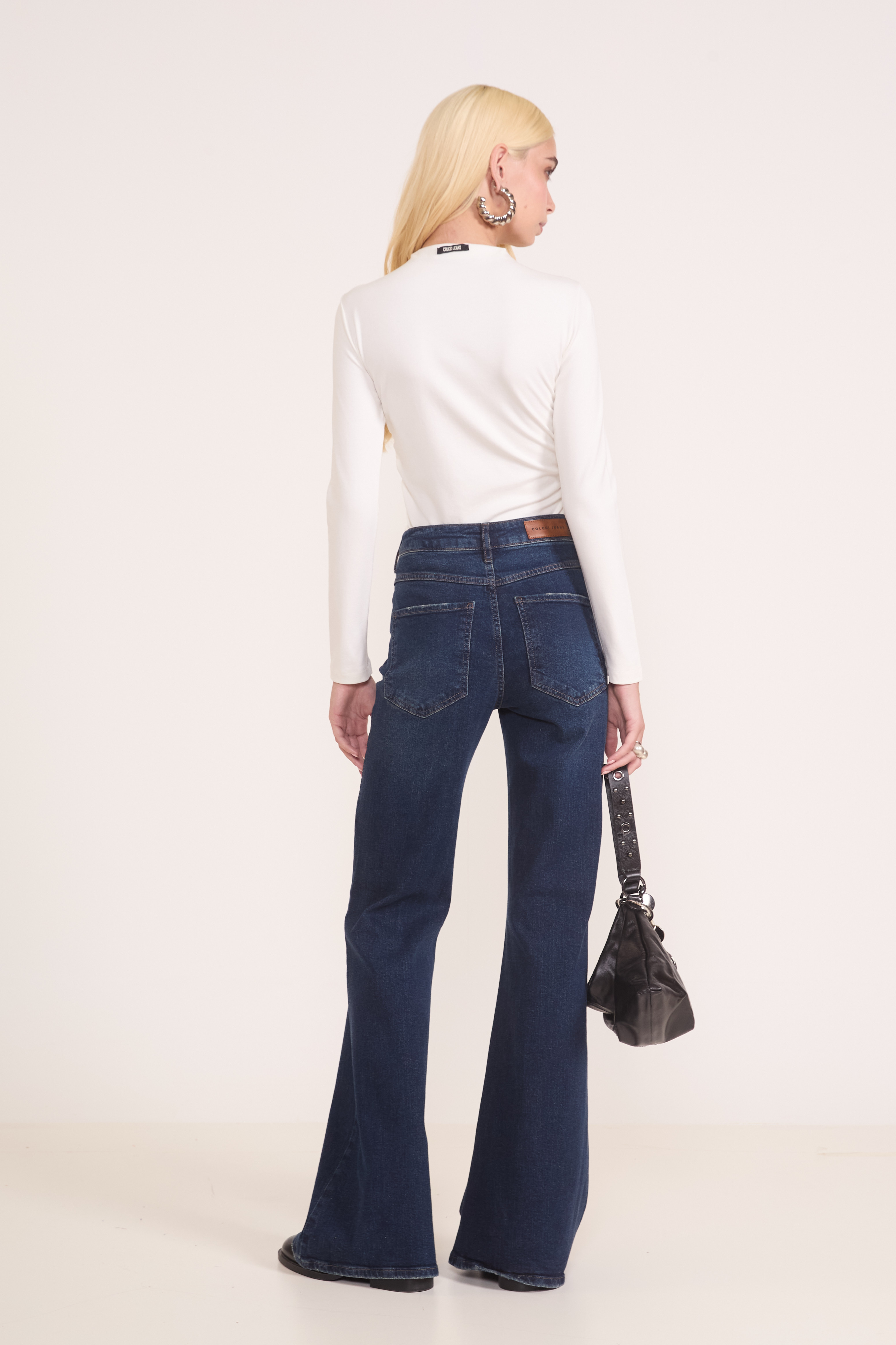 BLUSA COLCCI JEANS G OFF SHELL