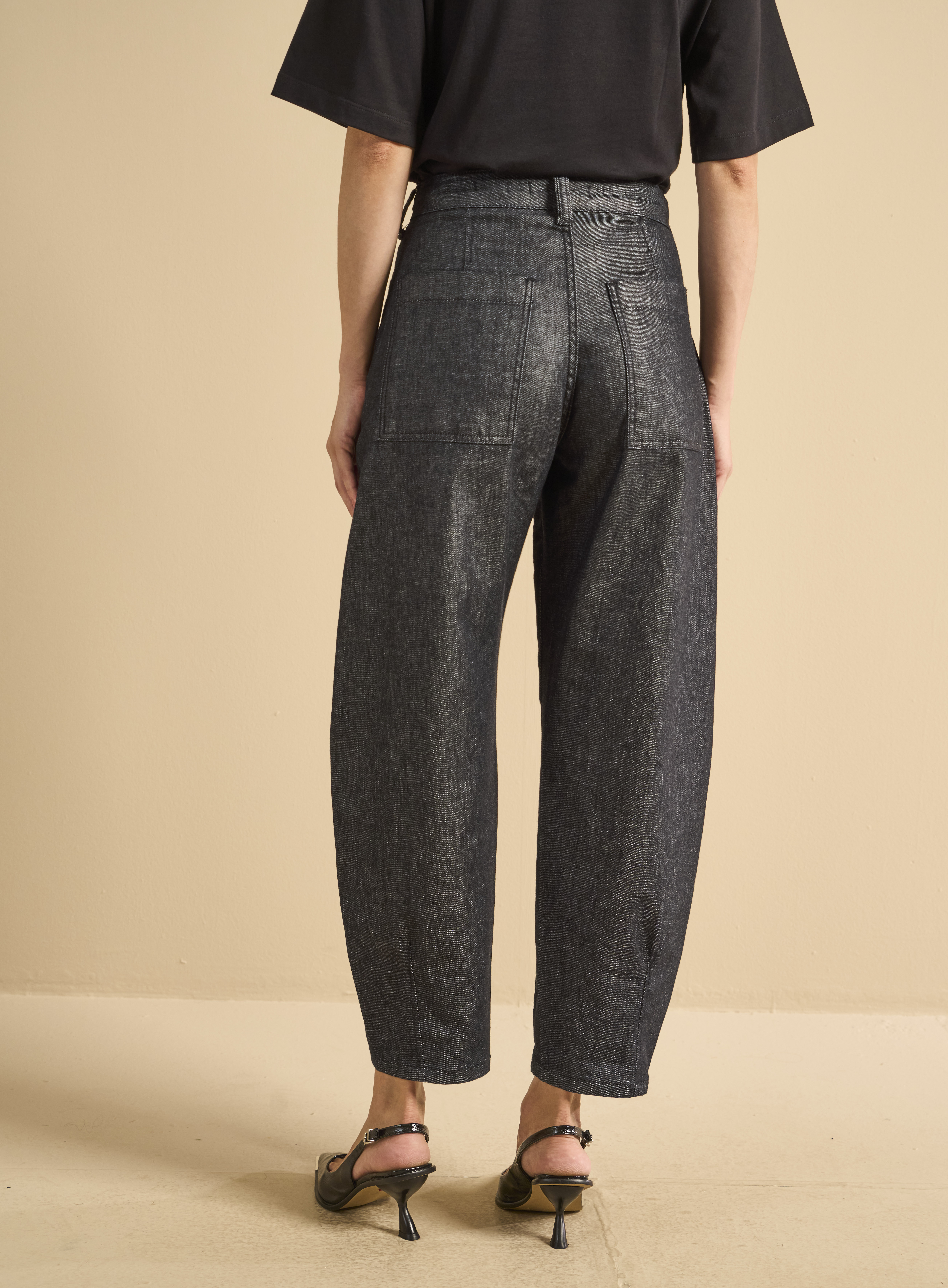 CALÇA JEANS BARREL FORUM TUFI 40 INDIGO