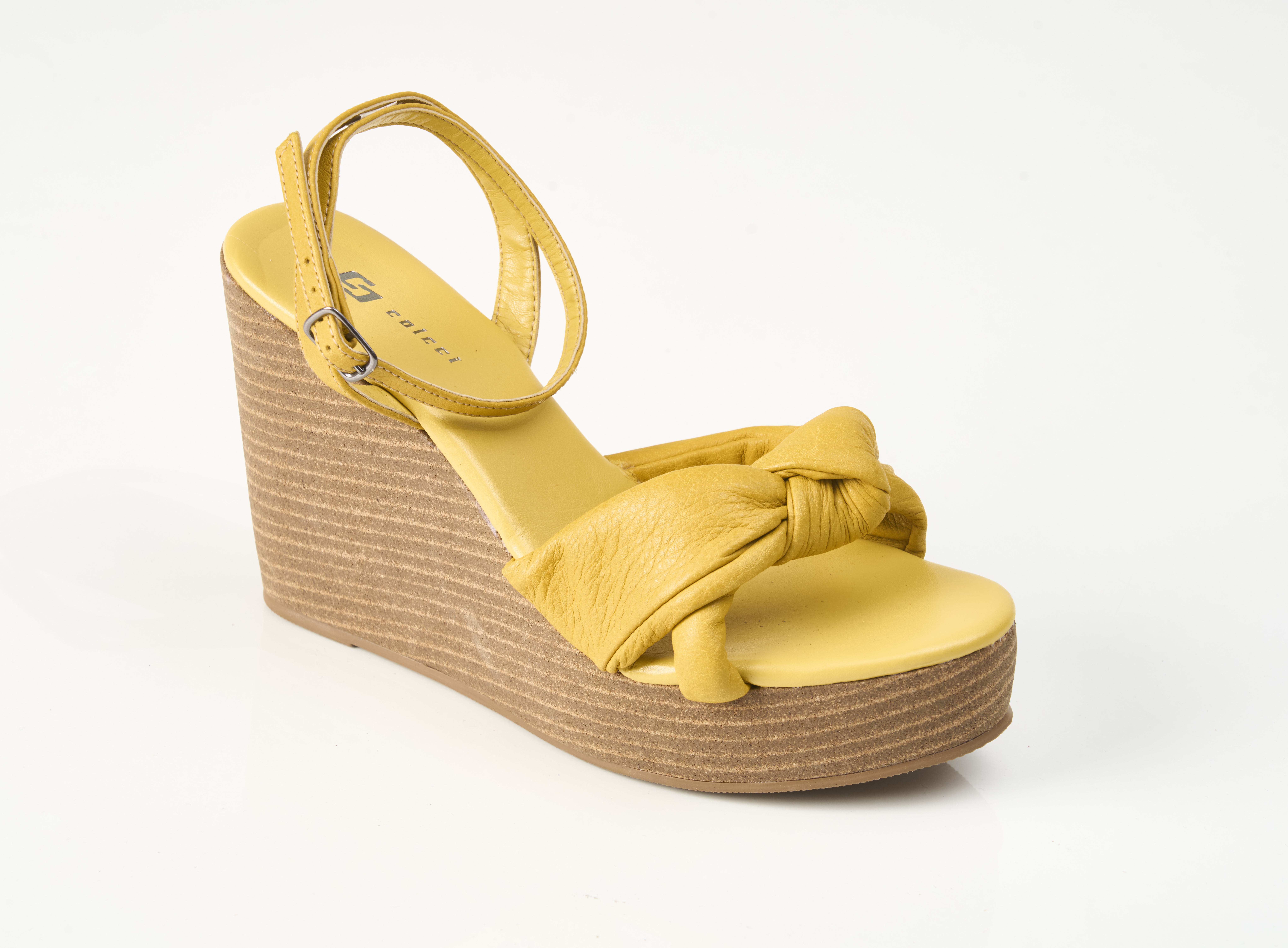 SANDÁLIA ANABELA COLCCI FEM 38 OFF SHELL