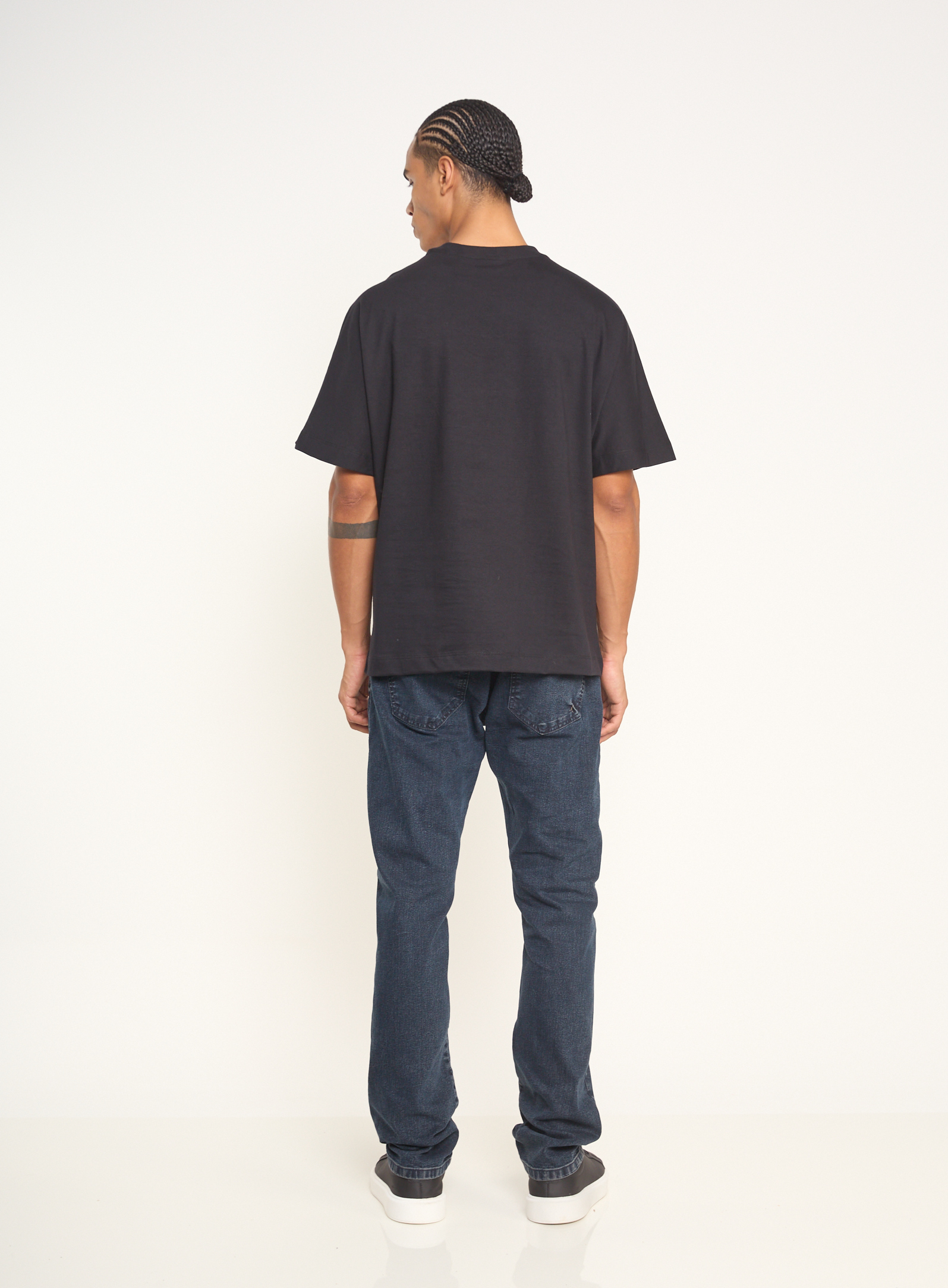 CAMISETA COLCCI G PRETO