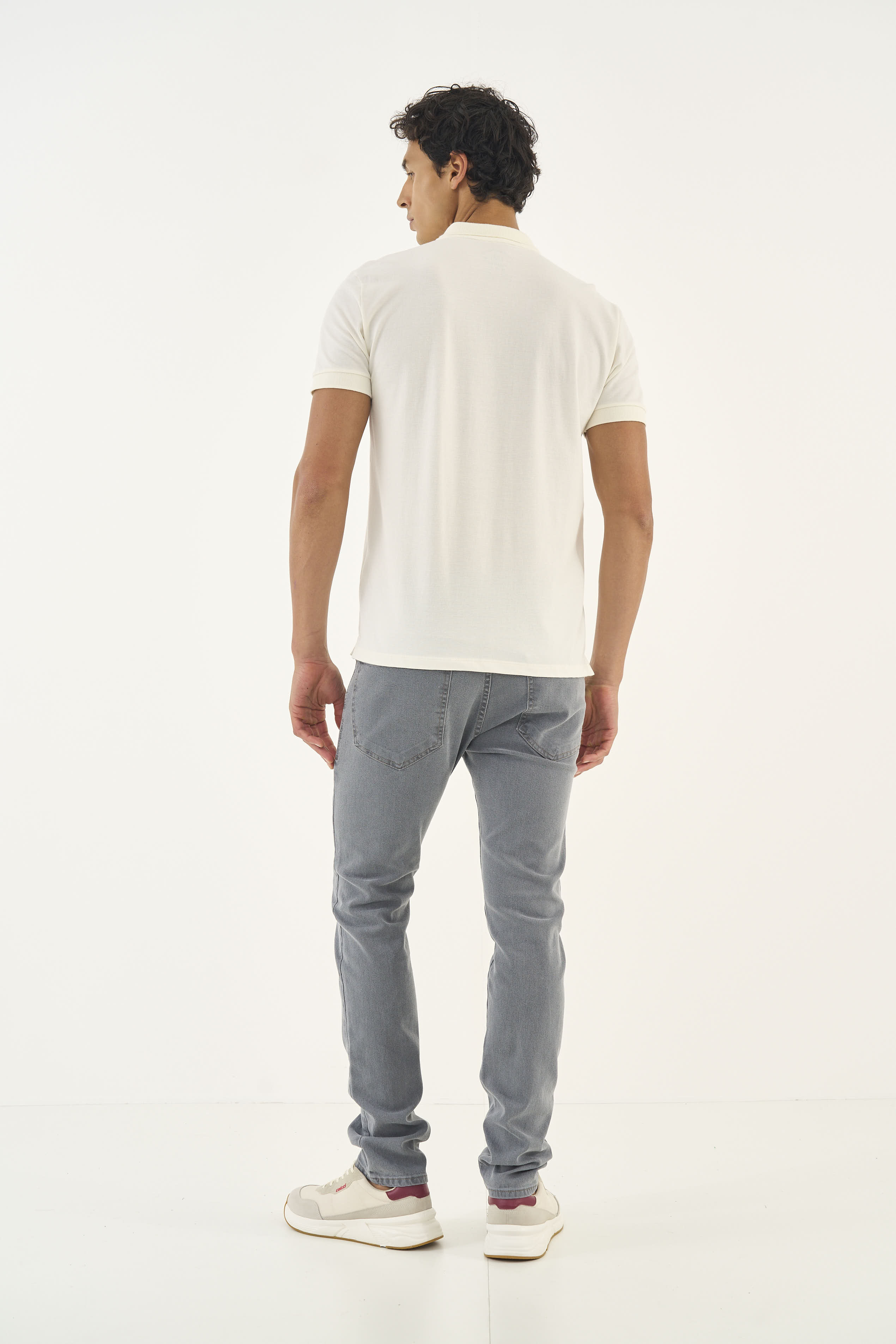 CALÇA JEANS FELIPE 44 IND.PRETO