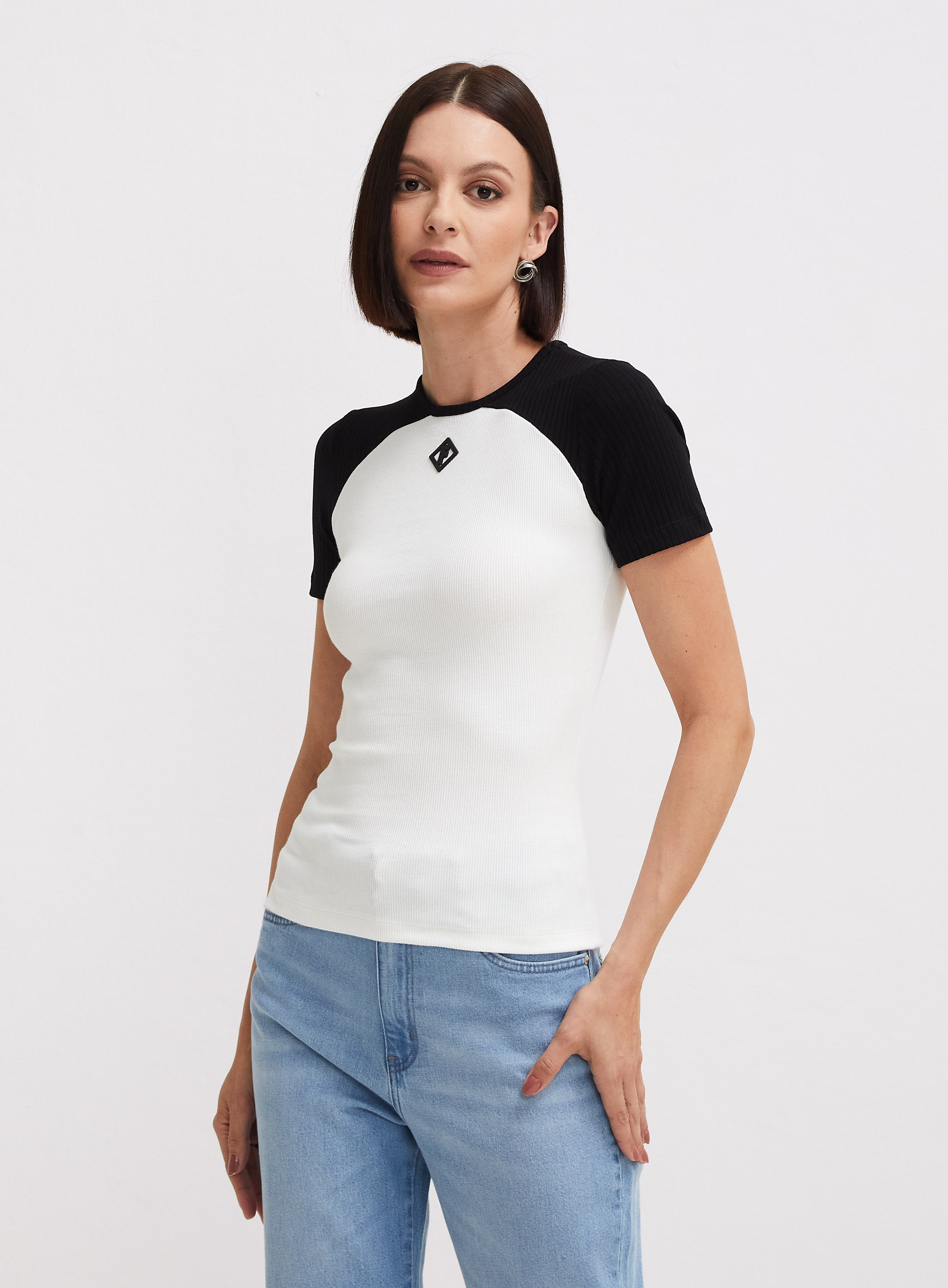 CAMISETA FORUM G BEGE/MARROM