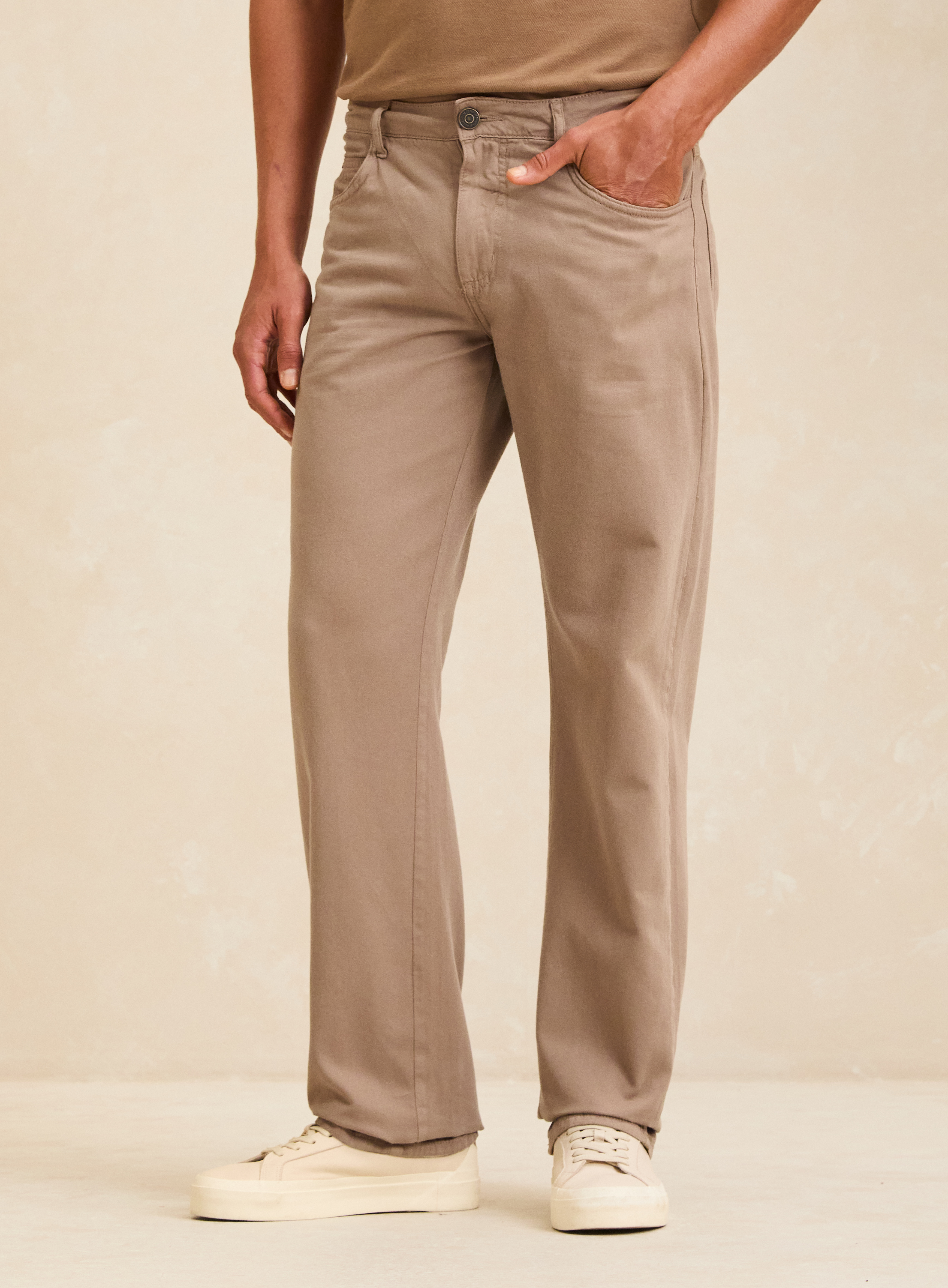CALÇA SARJA PAUL REGULAR 38 MARROM TIMUR