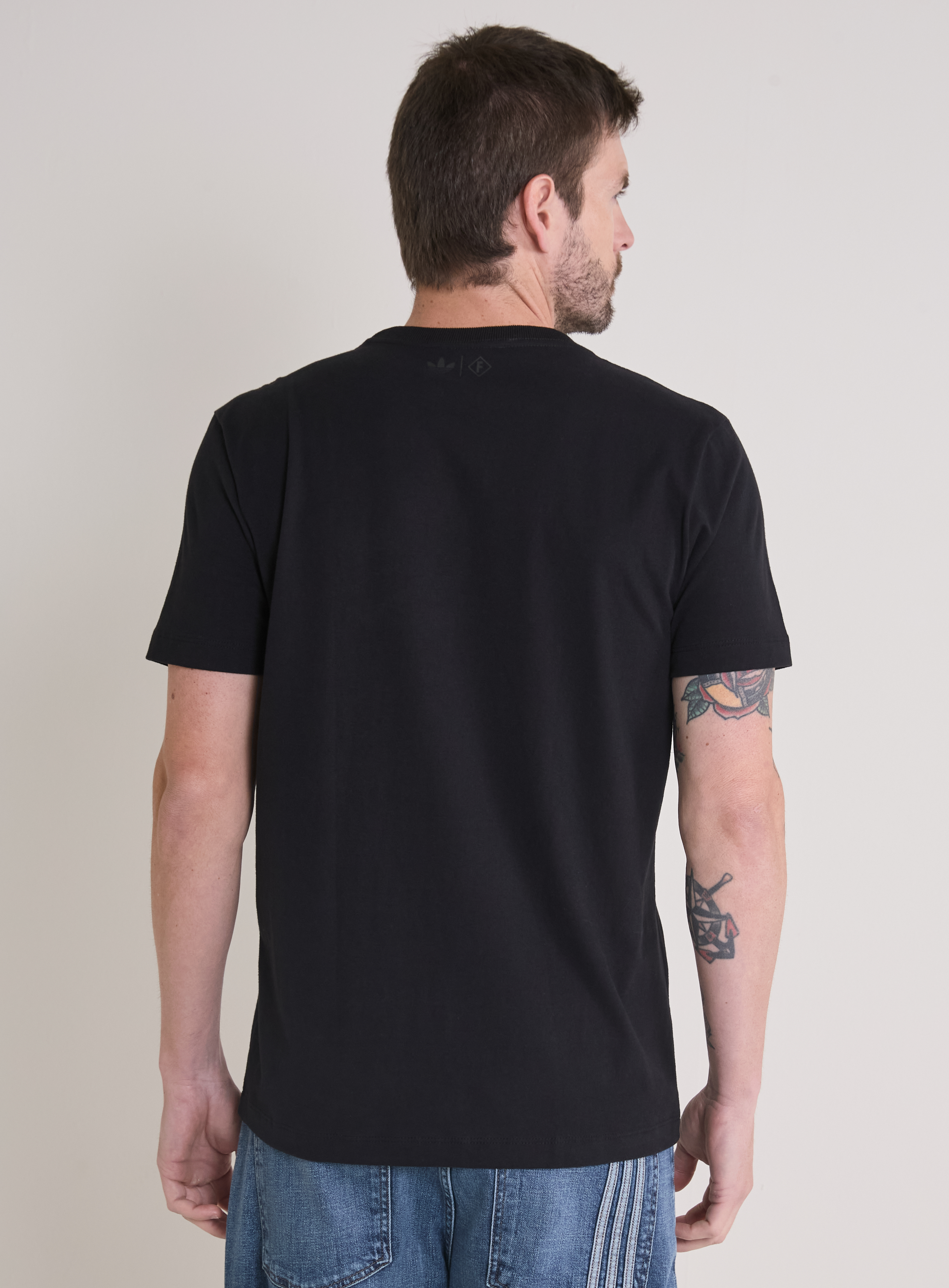 CAMISETA ADIDAS FORUM GG PRETO