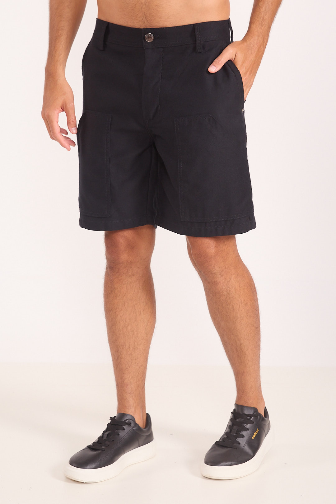BERMUDA SARJA COMFY CARGO 38 PRETO