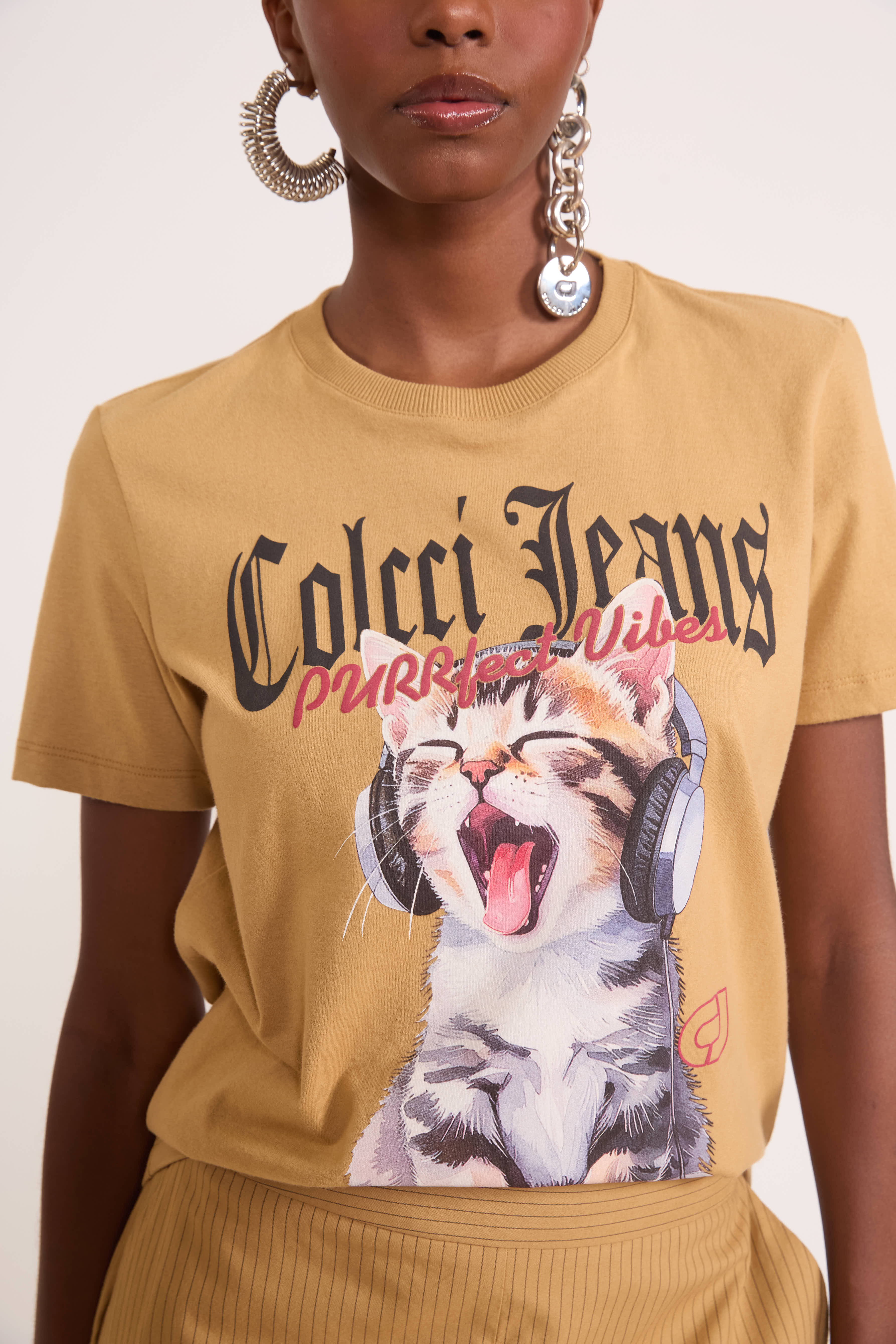 CAMISETA ESTAMPADA M BEGE SOYBEAN