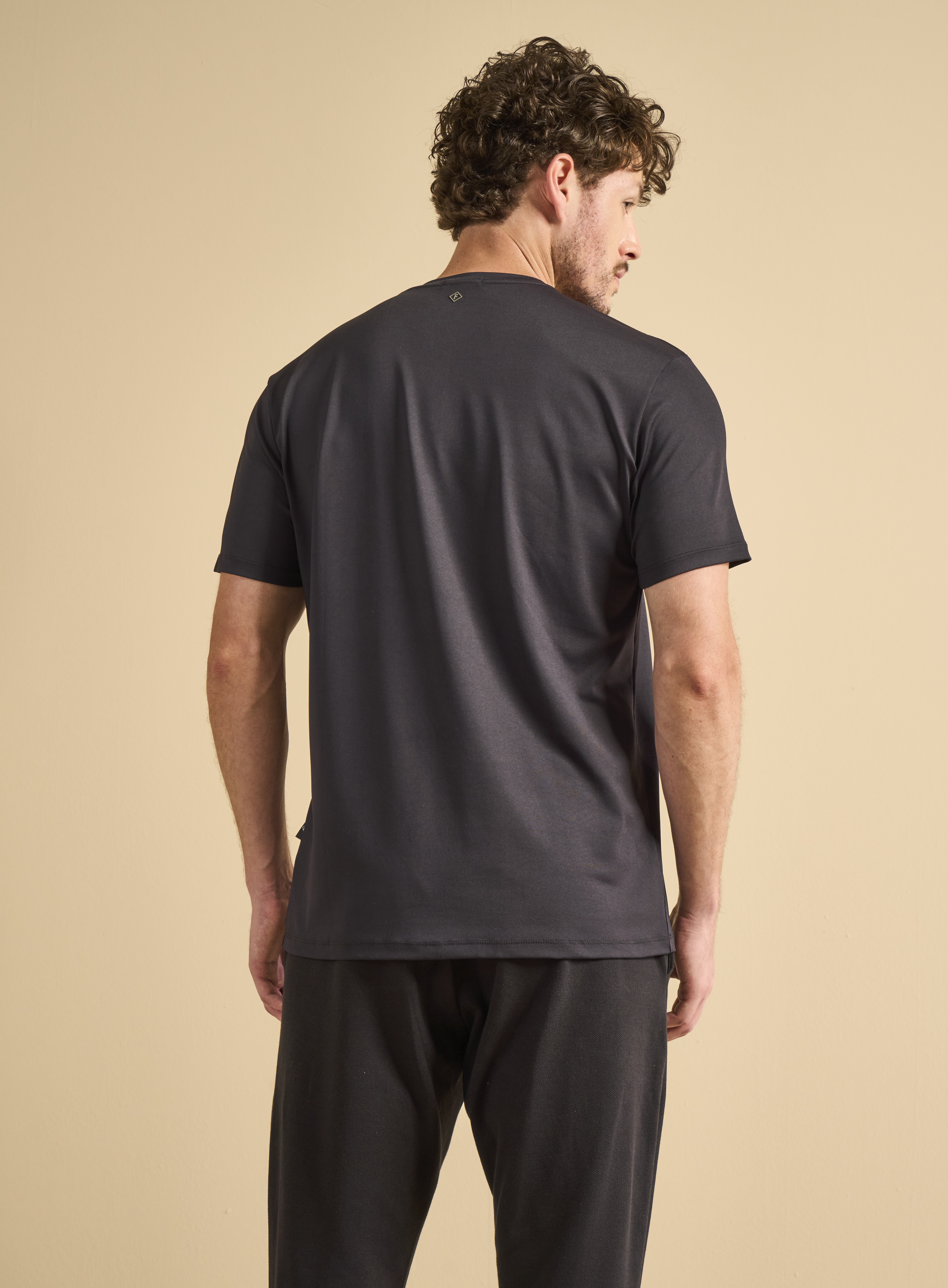 CAMISETA FORUM GG PRETO