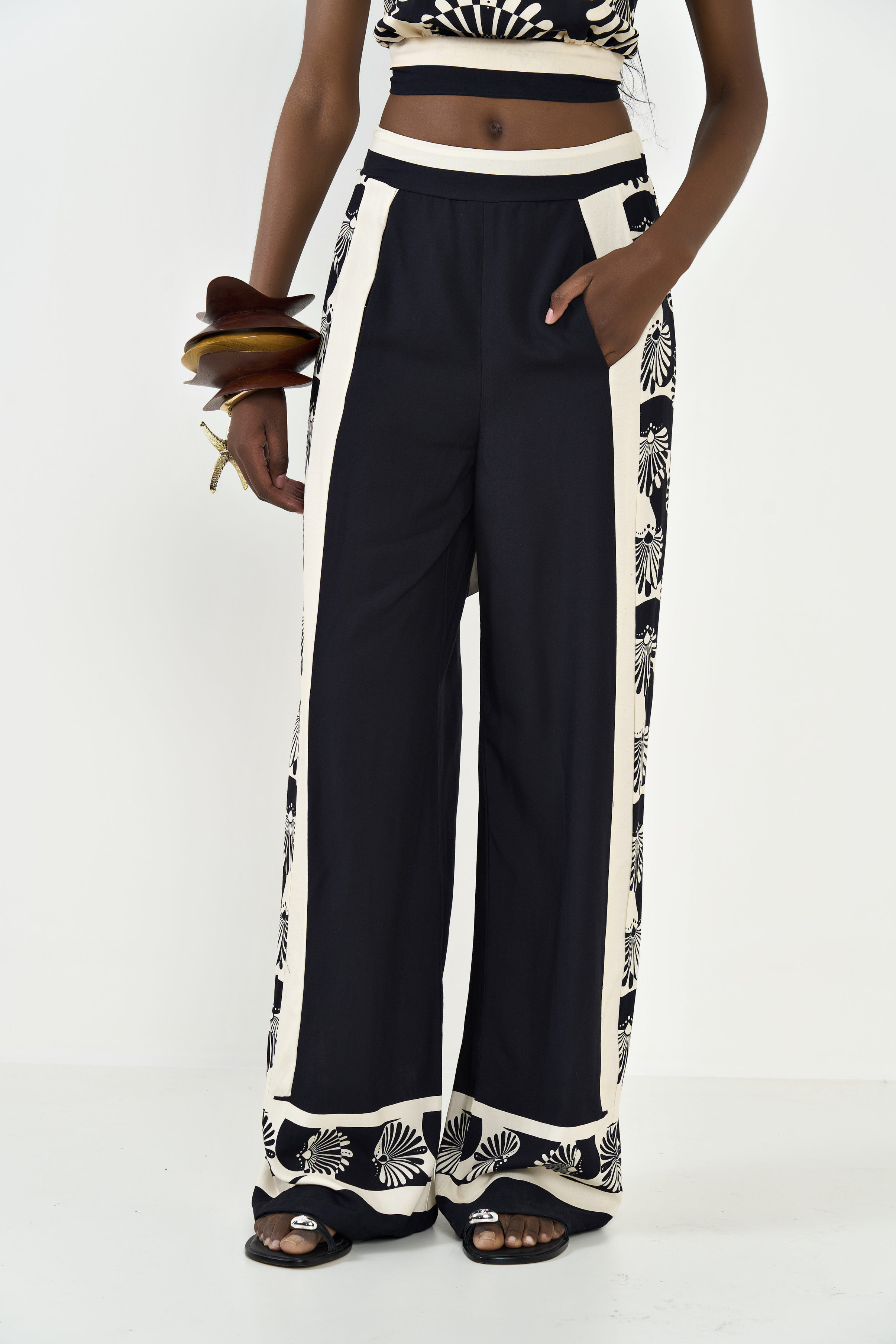 CALÇA ESTAMPADA G BLACK SHELL II