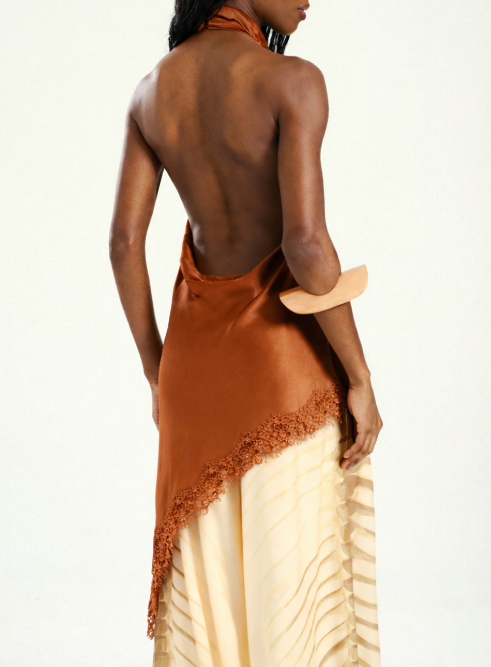 BLUSA OPEN G BEGE GOLDEN WHE