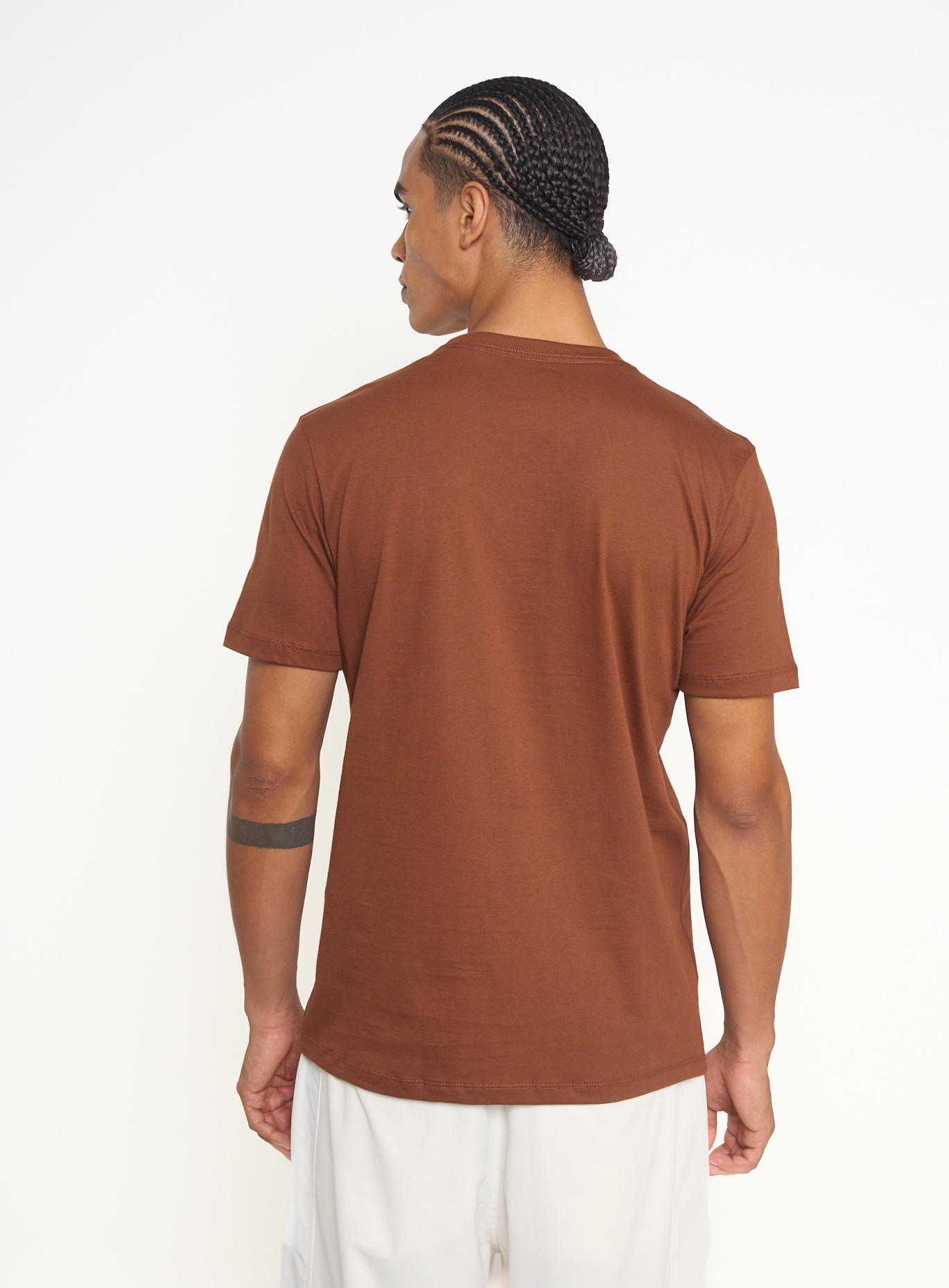 CAMISETA COLCCI G MARROM CARVALHO