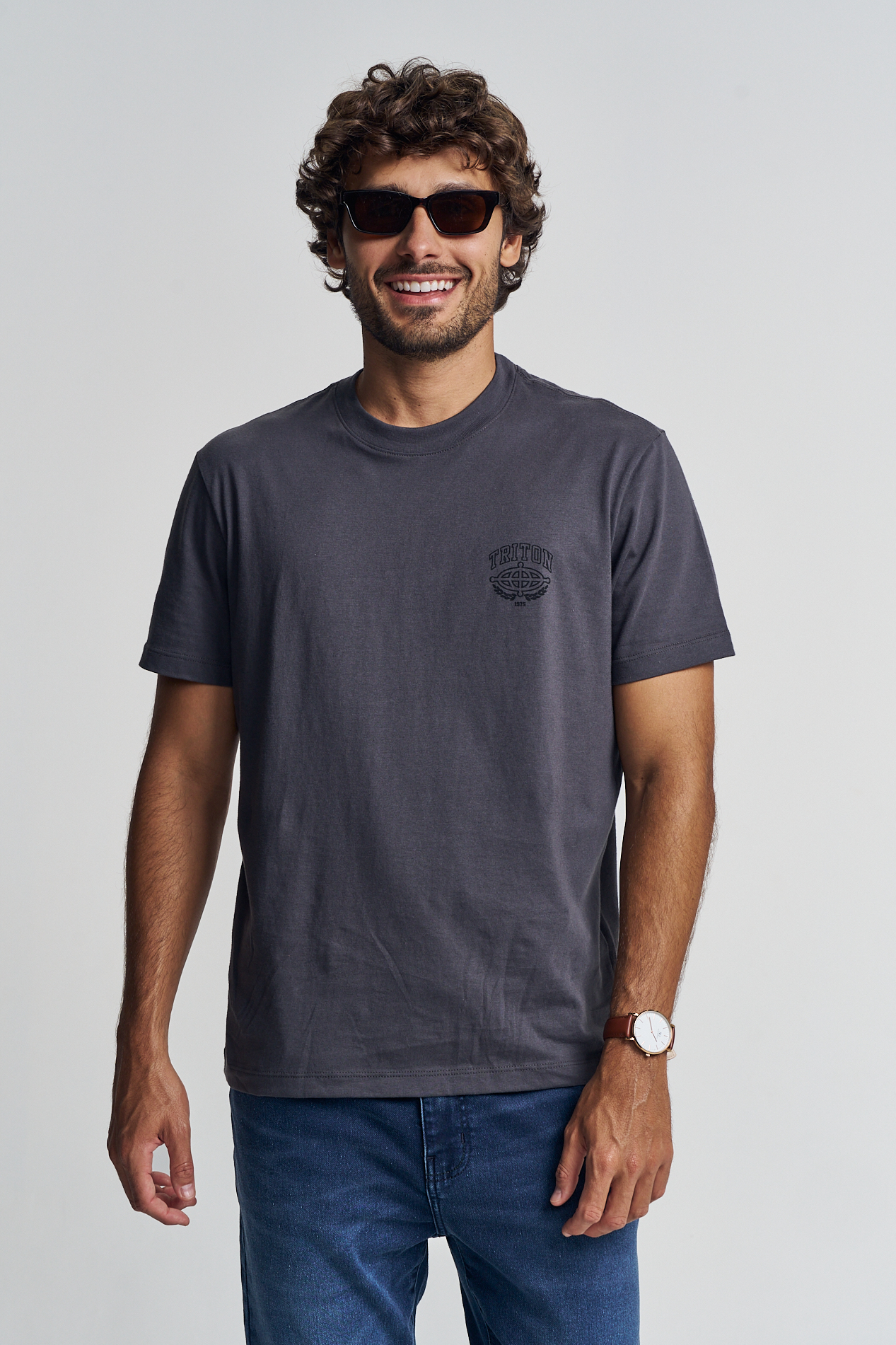 CAMISETA TRITON M CINZA FULIGEM